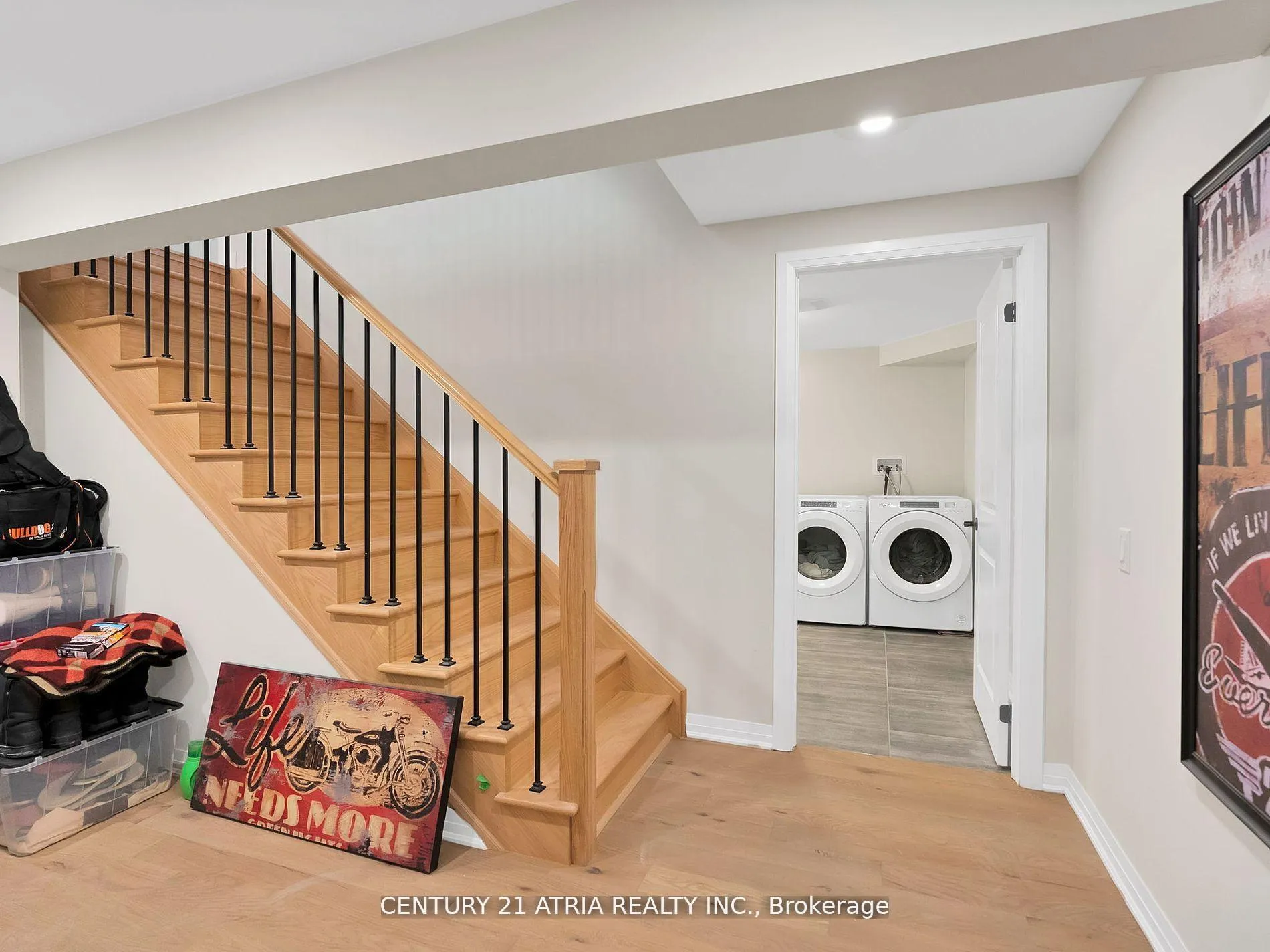 Photo 33 of 1193 Wickham Road, Innisfil, Alcona — HOMEH