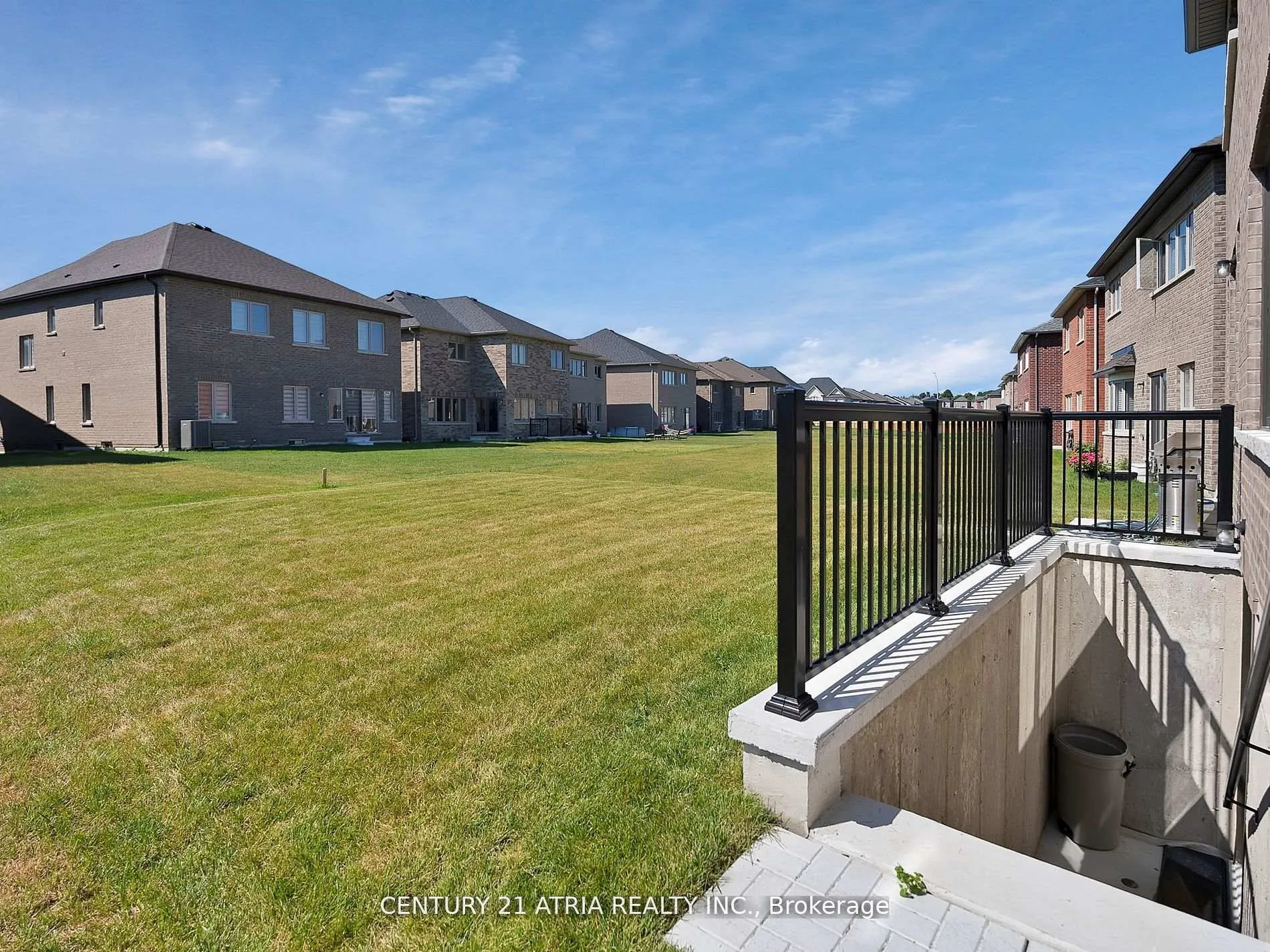 Photo 39 of 1193 Wickham Road, Innisfil, Alcona — HOMEH