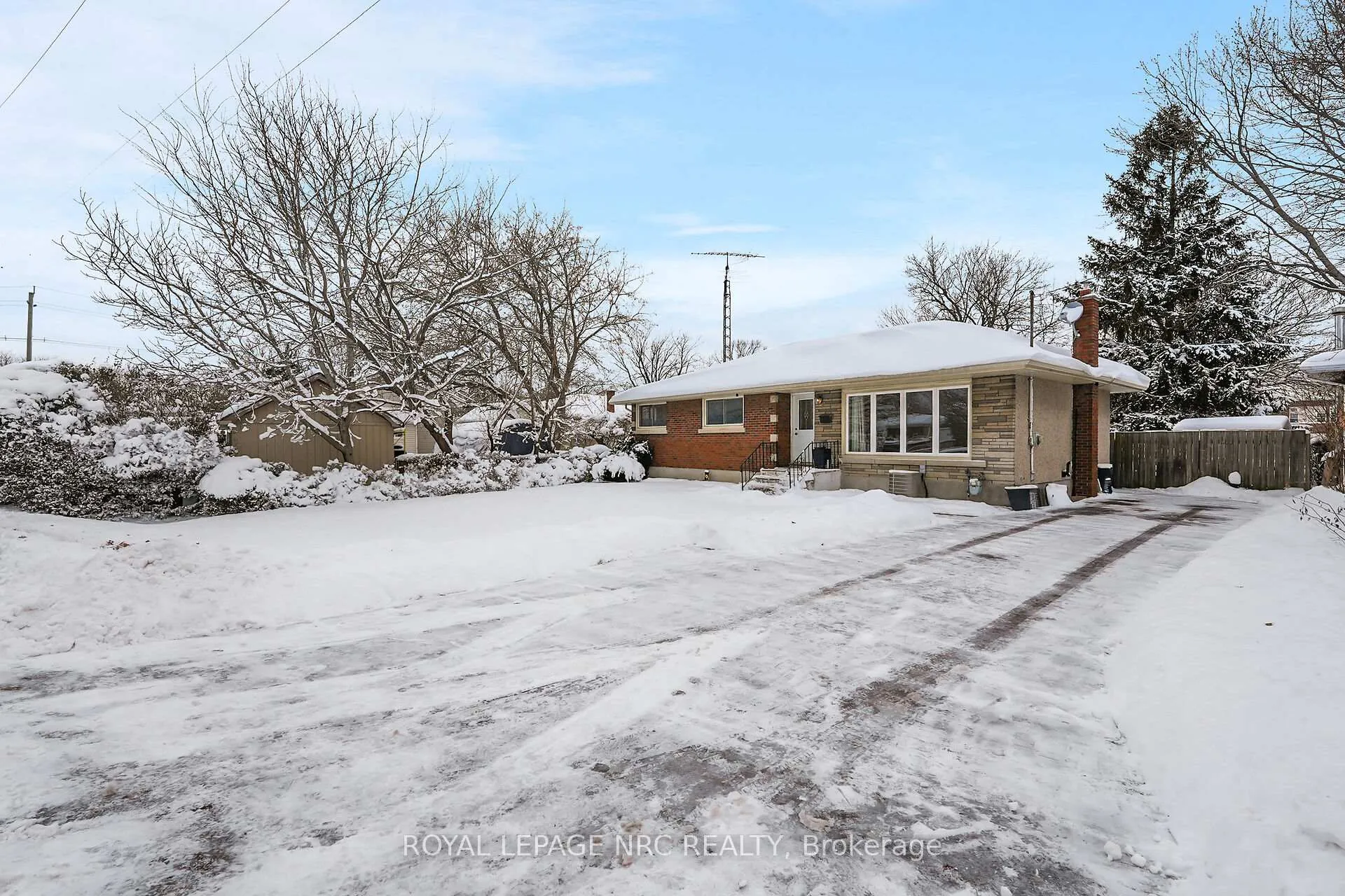 Photo 1 of 3 Cayuga Avenue, St. Catharines, Haig — HOMEH