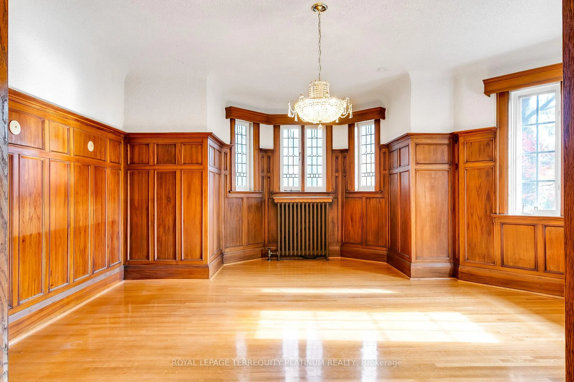 Photo 13 of 26 St Leonards Avenue, Toronto, Lawrence Park South — HOMEH