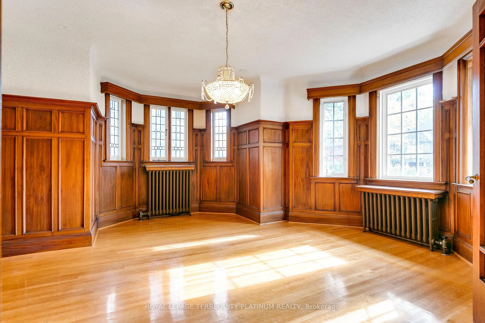 Photo 14 of 26 St Leonards Avenue, Toronto, Lawrence Park South — HOMEH