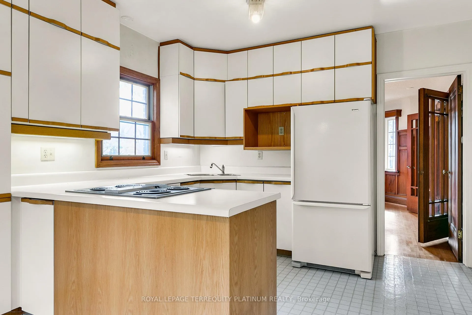 Photo 16 of 26 St Leonards Avenue, Toronto, Lawrence Park South — HOMEH