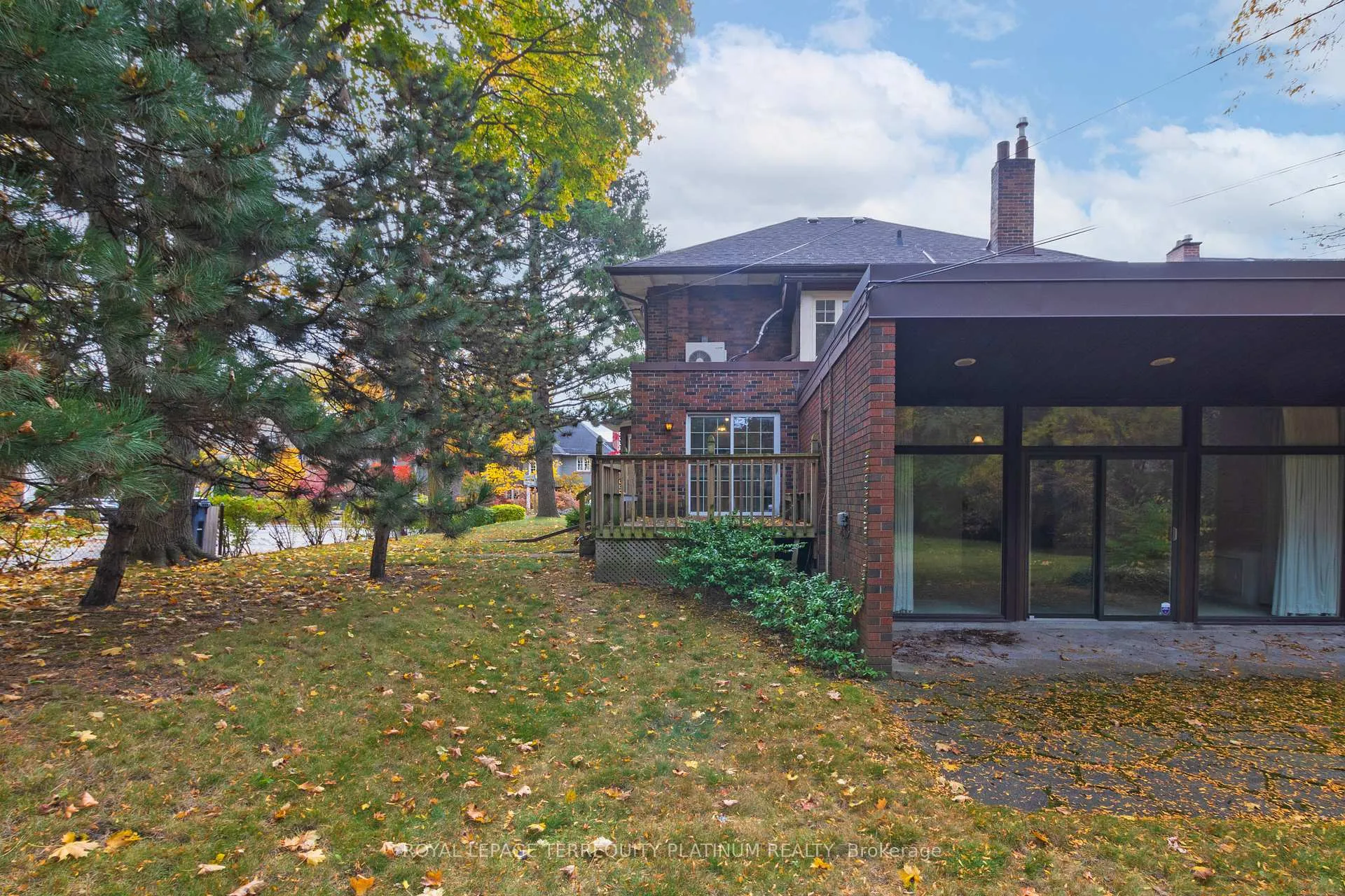 Photo 34 of 26 St Leonards Avenue, Toronto, Lawrence Park South — HOMEH
