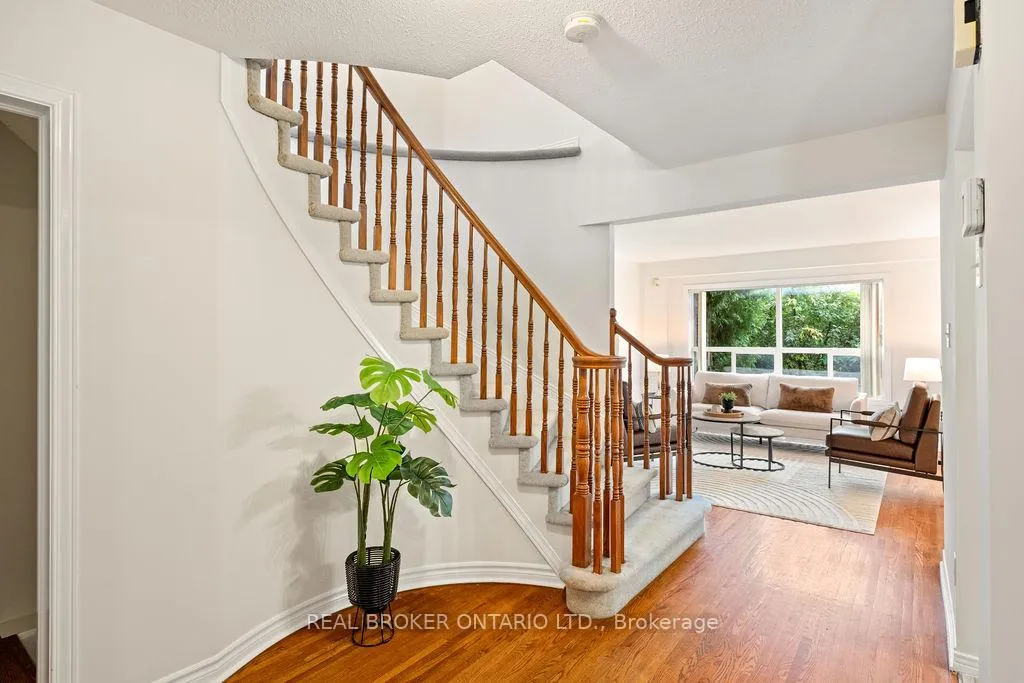 Photo 5 of 2 Sherring Crescent, Ottawa, Kanata - Kanata Lakes/Heritage Hills — HOMEH
