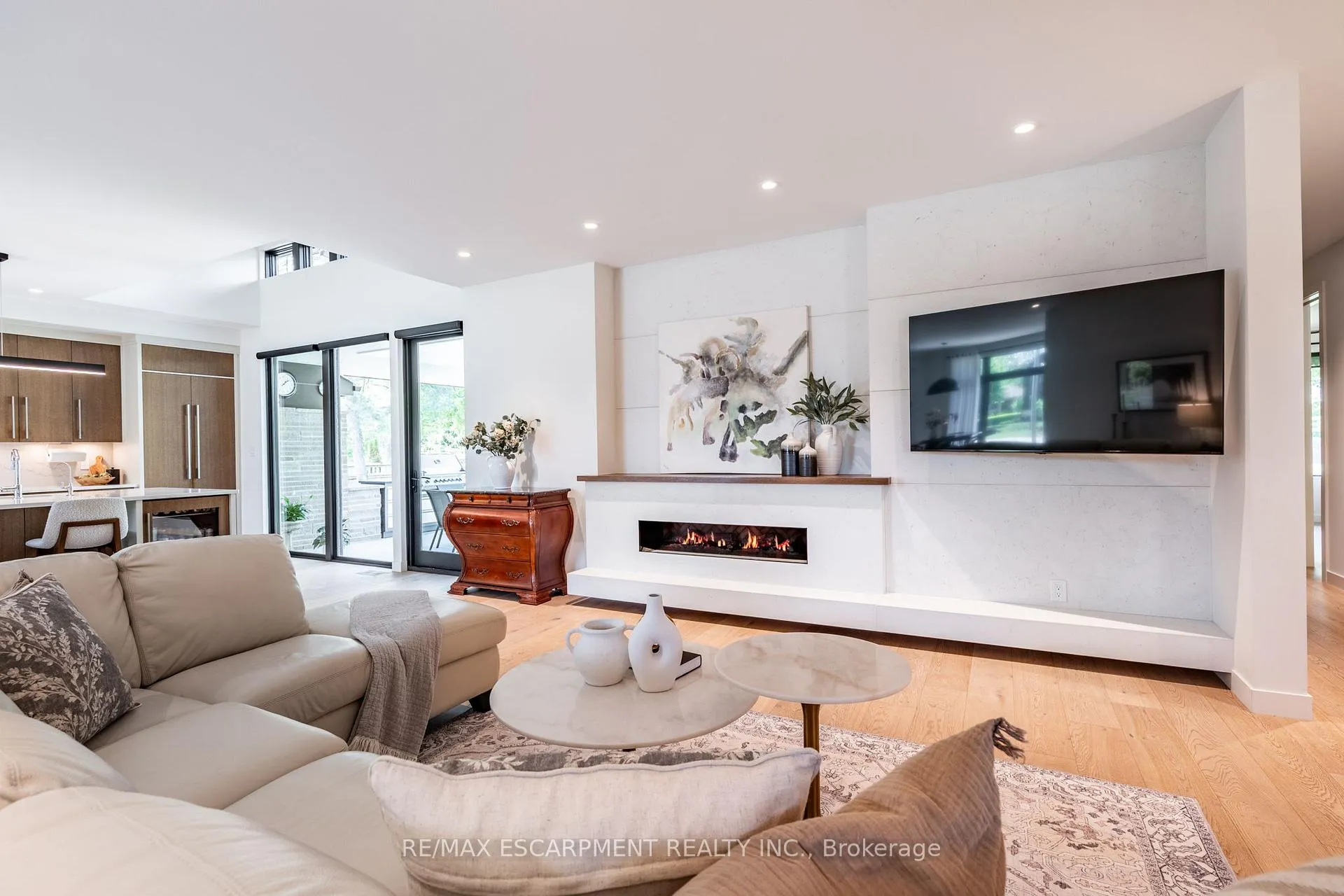 Photo 16 of 114 Overdale Avenue, Hamilton, Waterdown — HOMEH