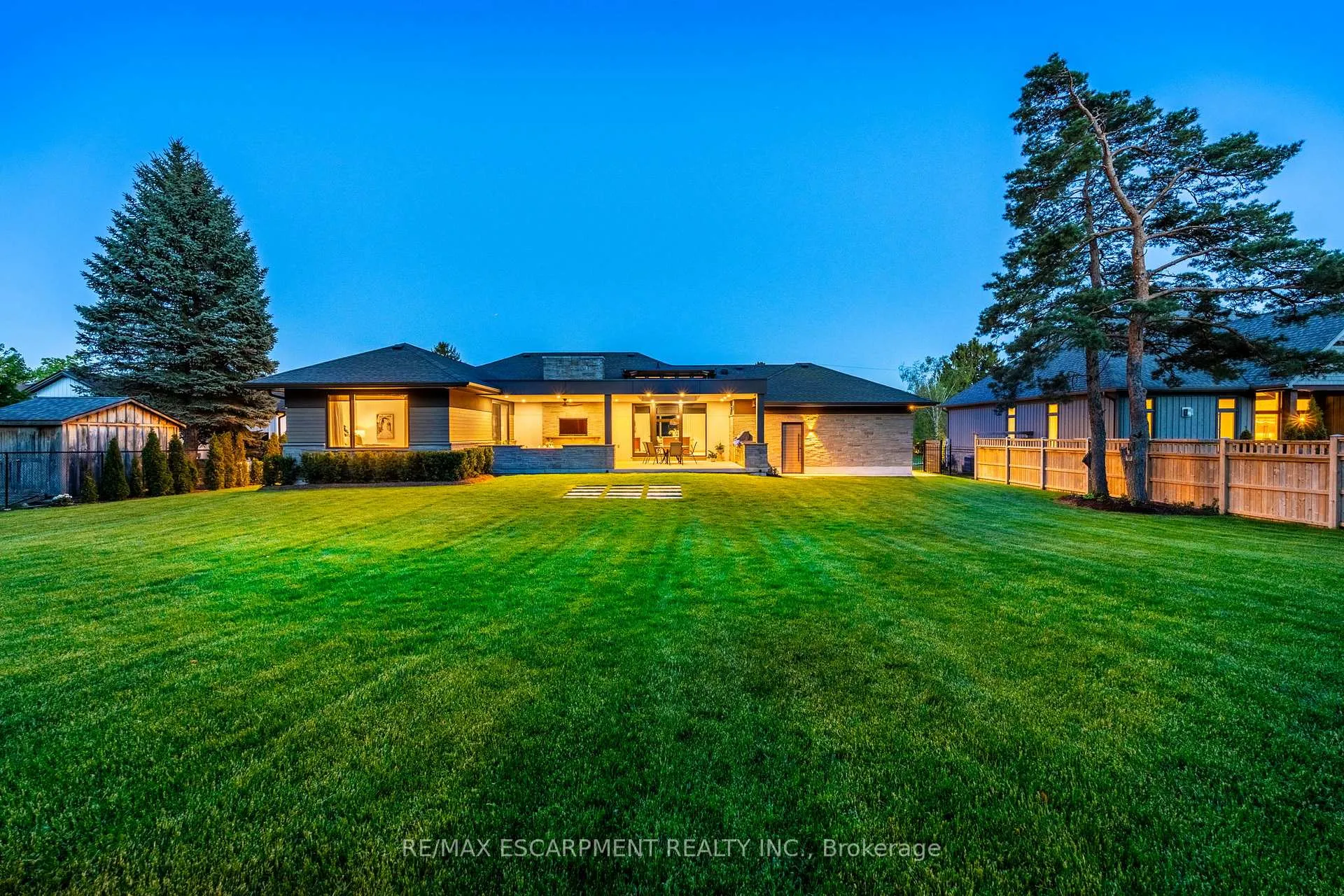 Photo 42 of 114 Overdale Avenue, Hamilton, Waterdown — HOMEH