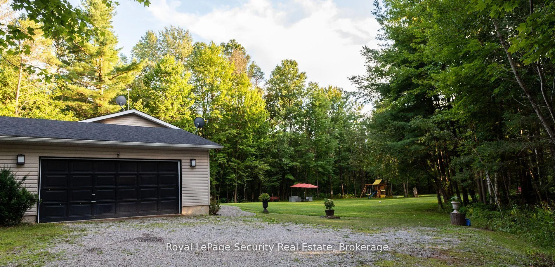Photo 21 of 7458 5th Line, Essa, Rural Essa — HOMEH