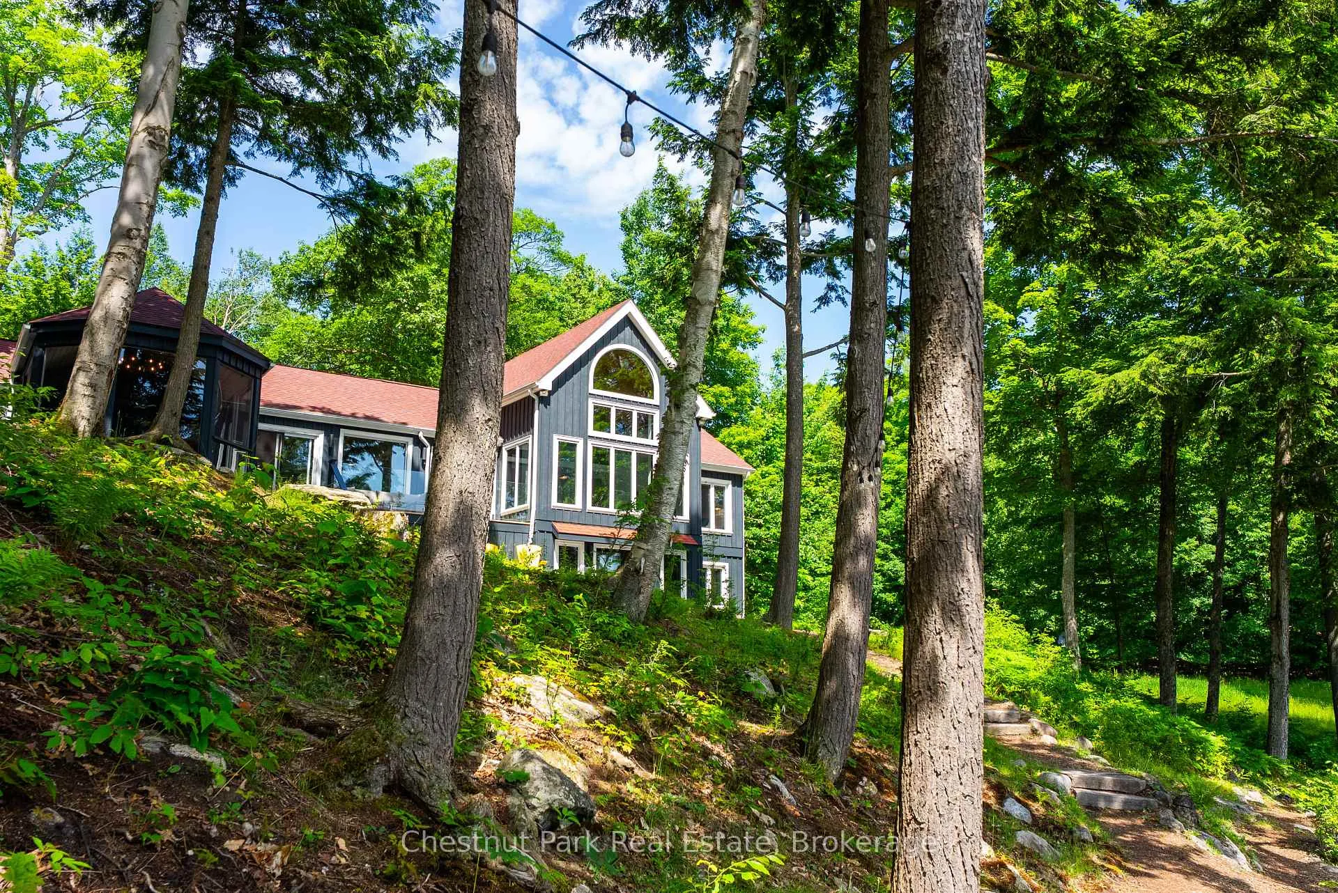 Photo 3 of 37 Farm Sandy Bay Drive, Seguin, Humphrey — HOMEH