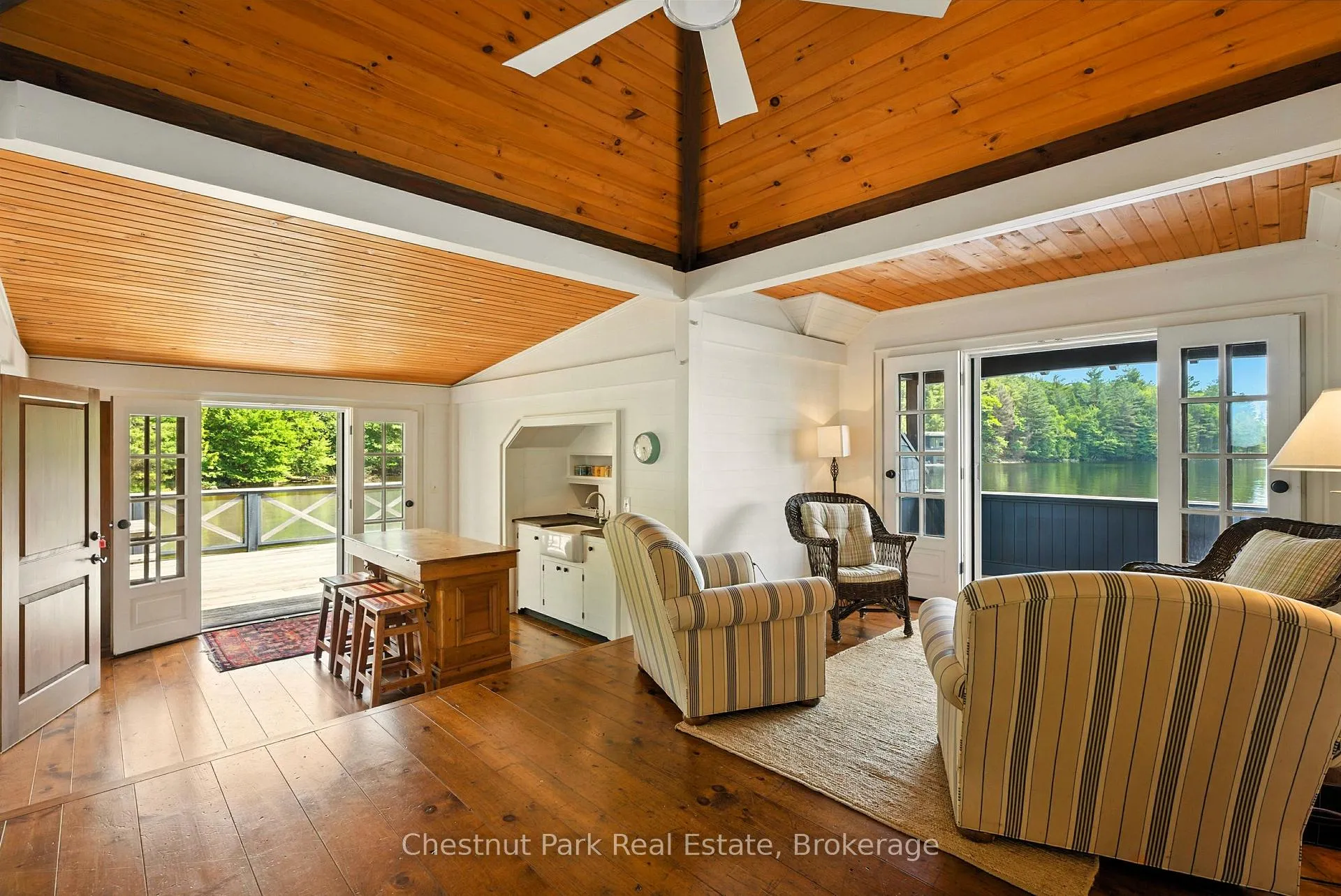 Photo 29 of 37 Farm Sandy Bay Drive, Seguin, Humphrey — HOMEH