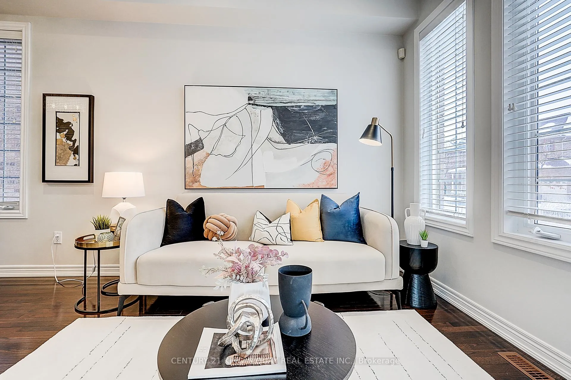 Photo 10 of 16 Pisanelli Avenue, Markham, Cathedraltown — HOMEH