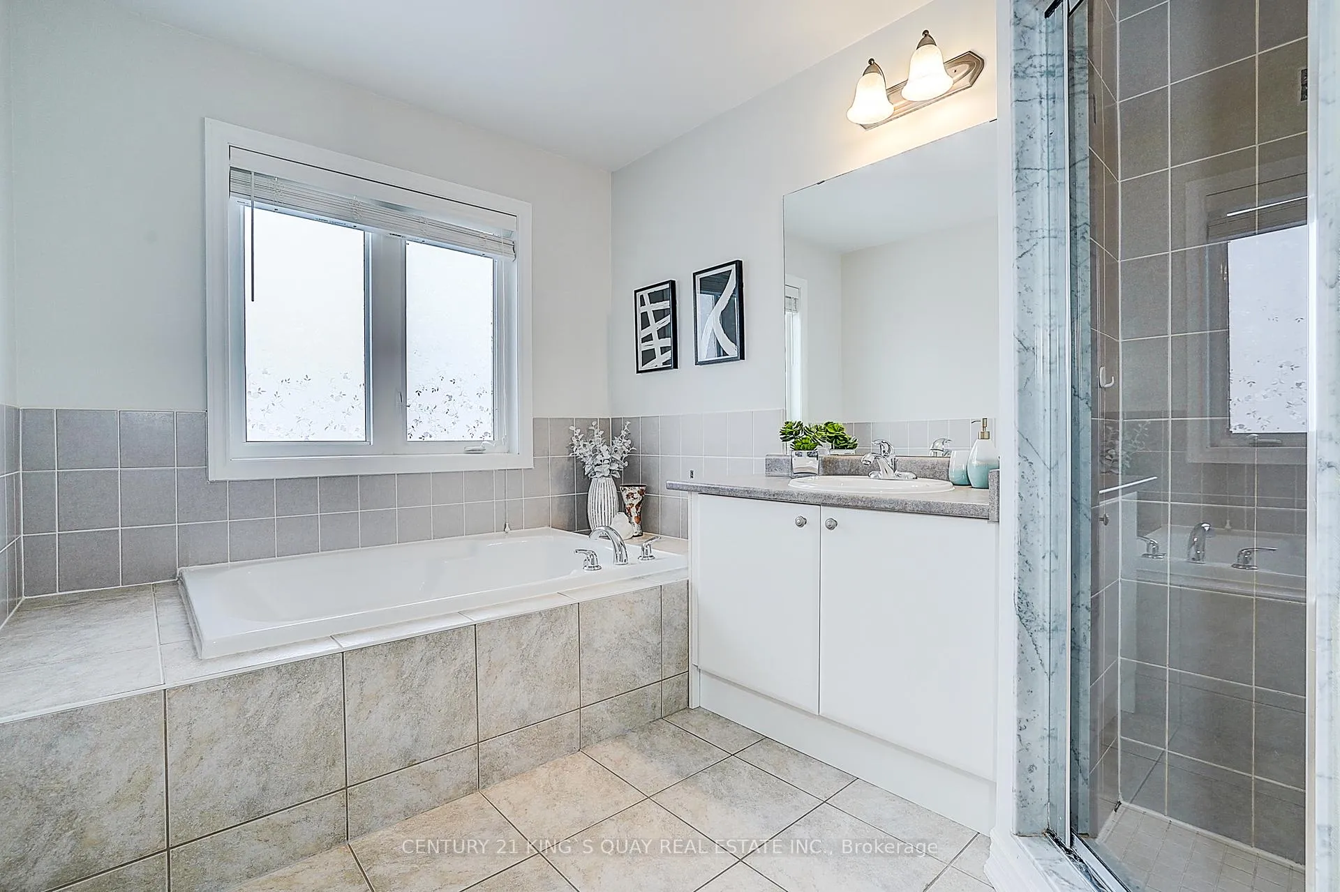 Photo 34 of 16 Pisanelli Avenue, Markham, Cathedraltown — HOMEH