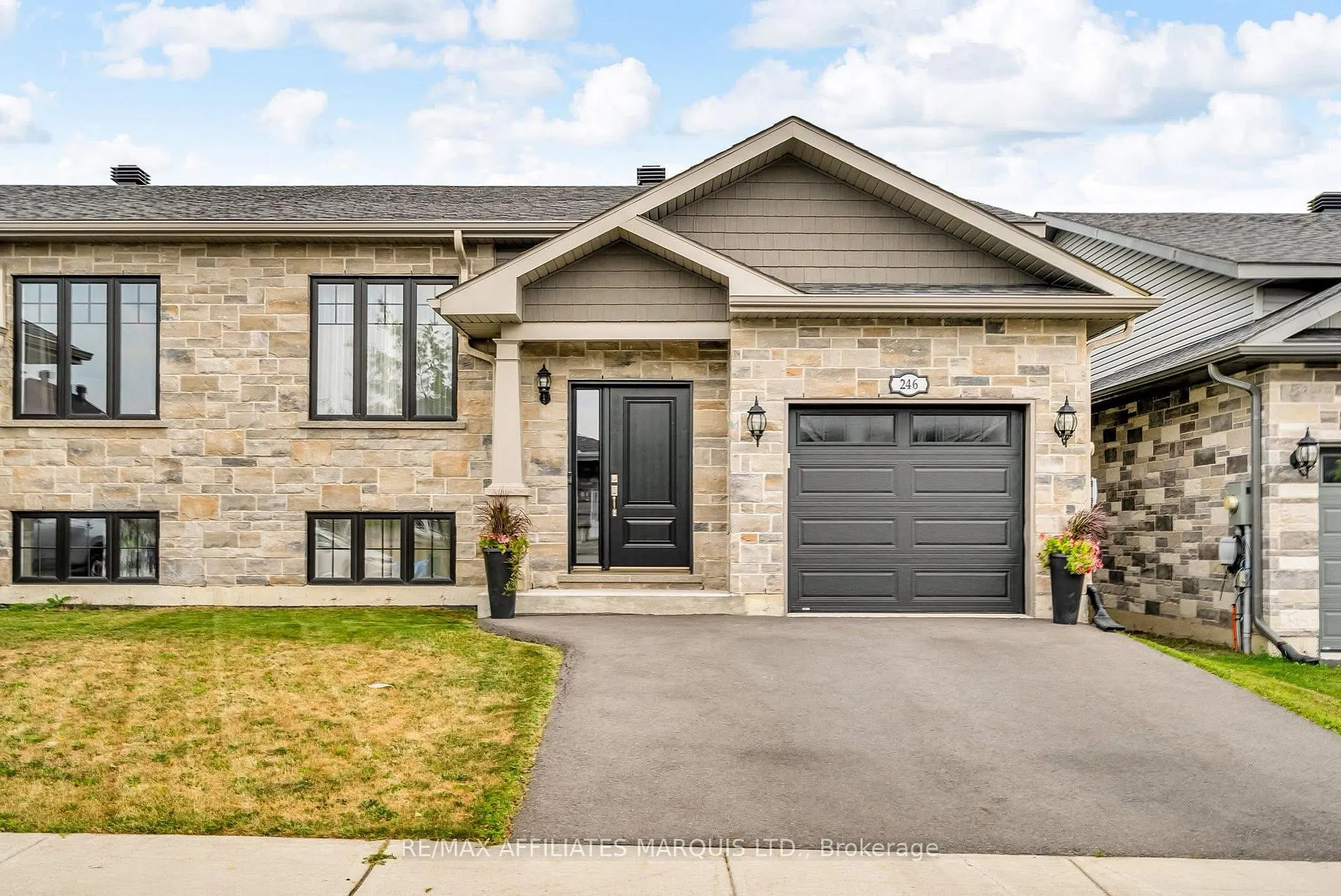 Photo 1 of 246 Bellwood Drive, Cornwall — HOMEH