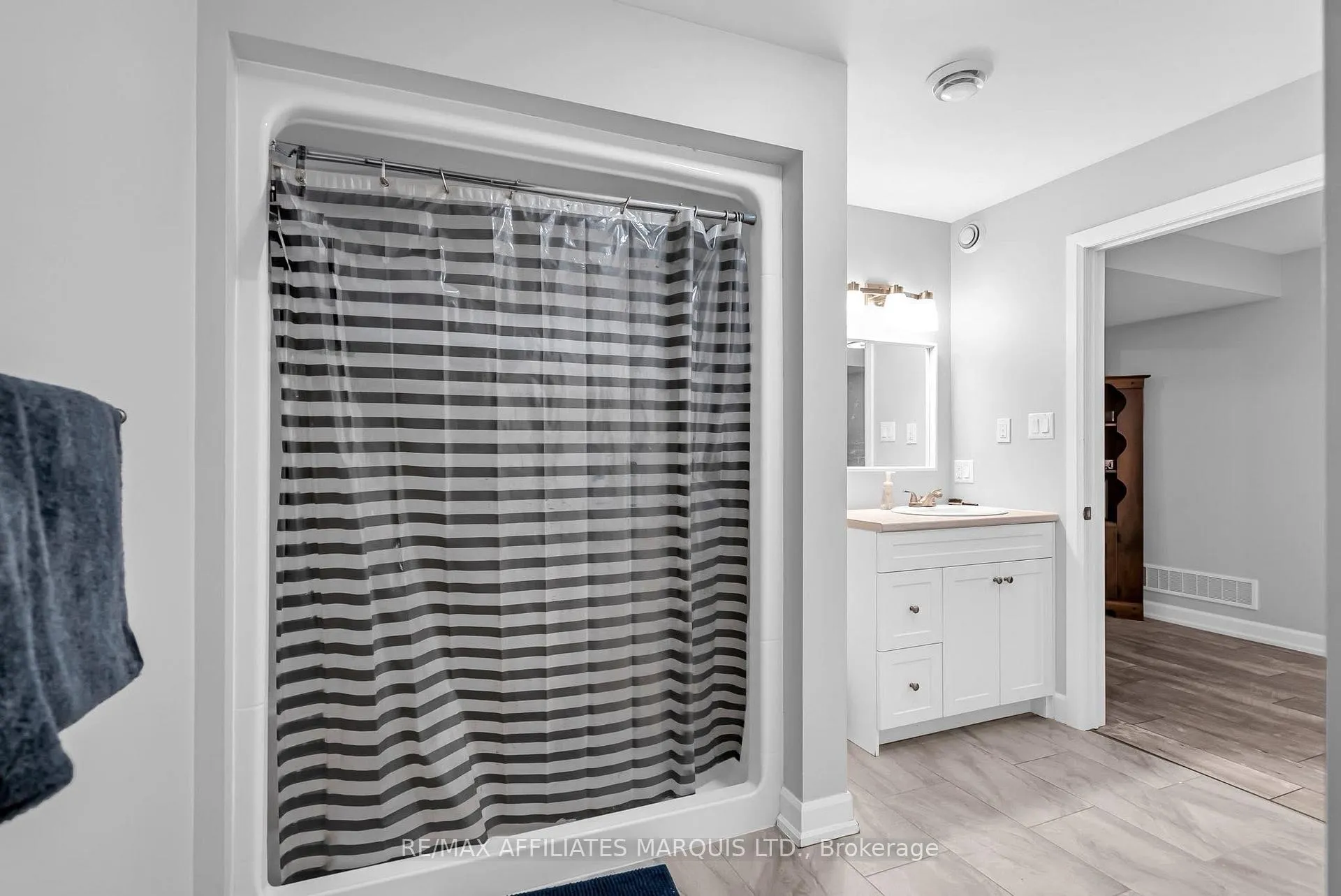 Photo 21 of 246 Bellwood Drive, Cornwall — HOMEH