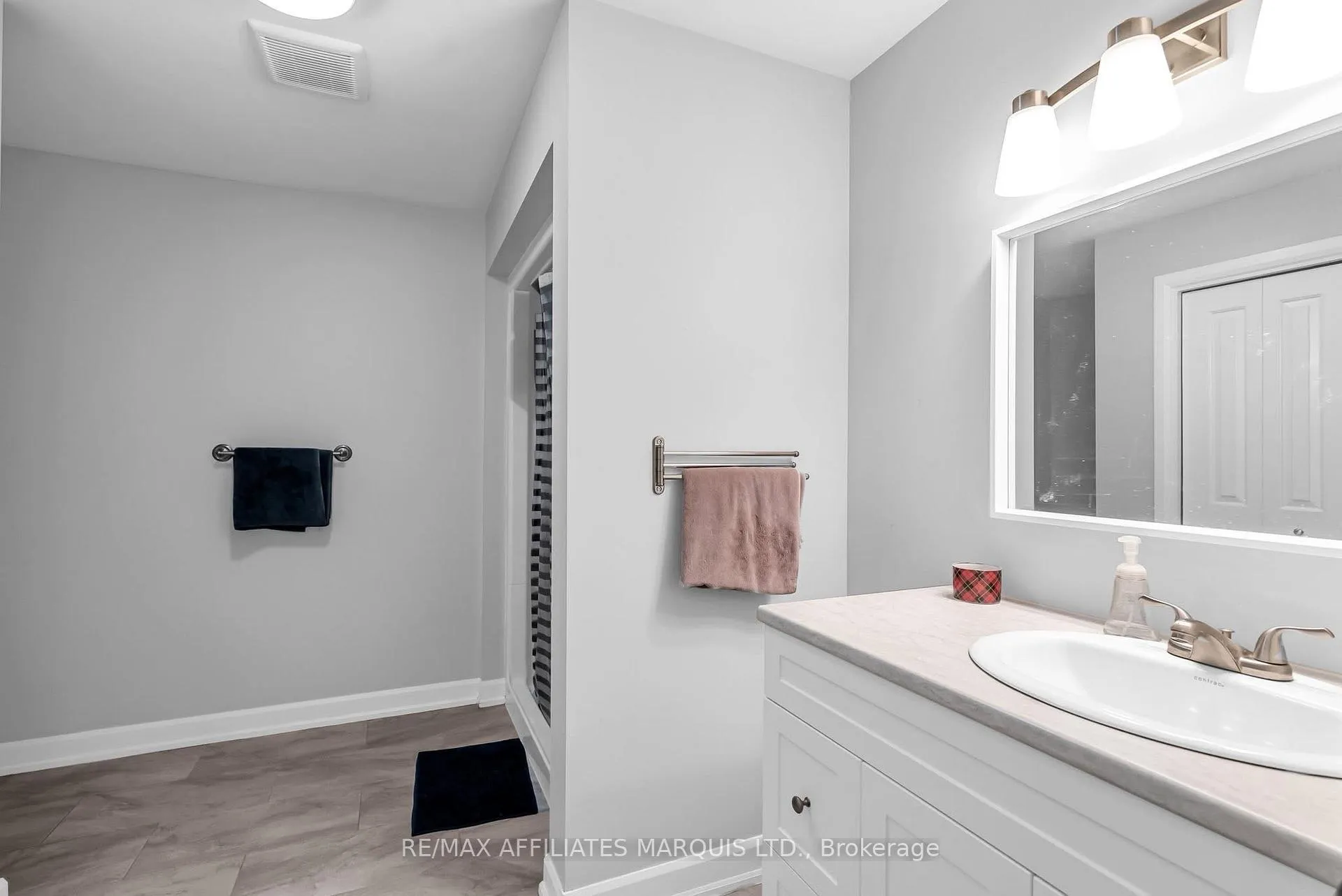 Photo 22 of 246 Bellwood Drive, Cornwall — HOMEH