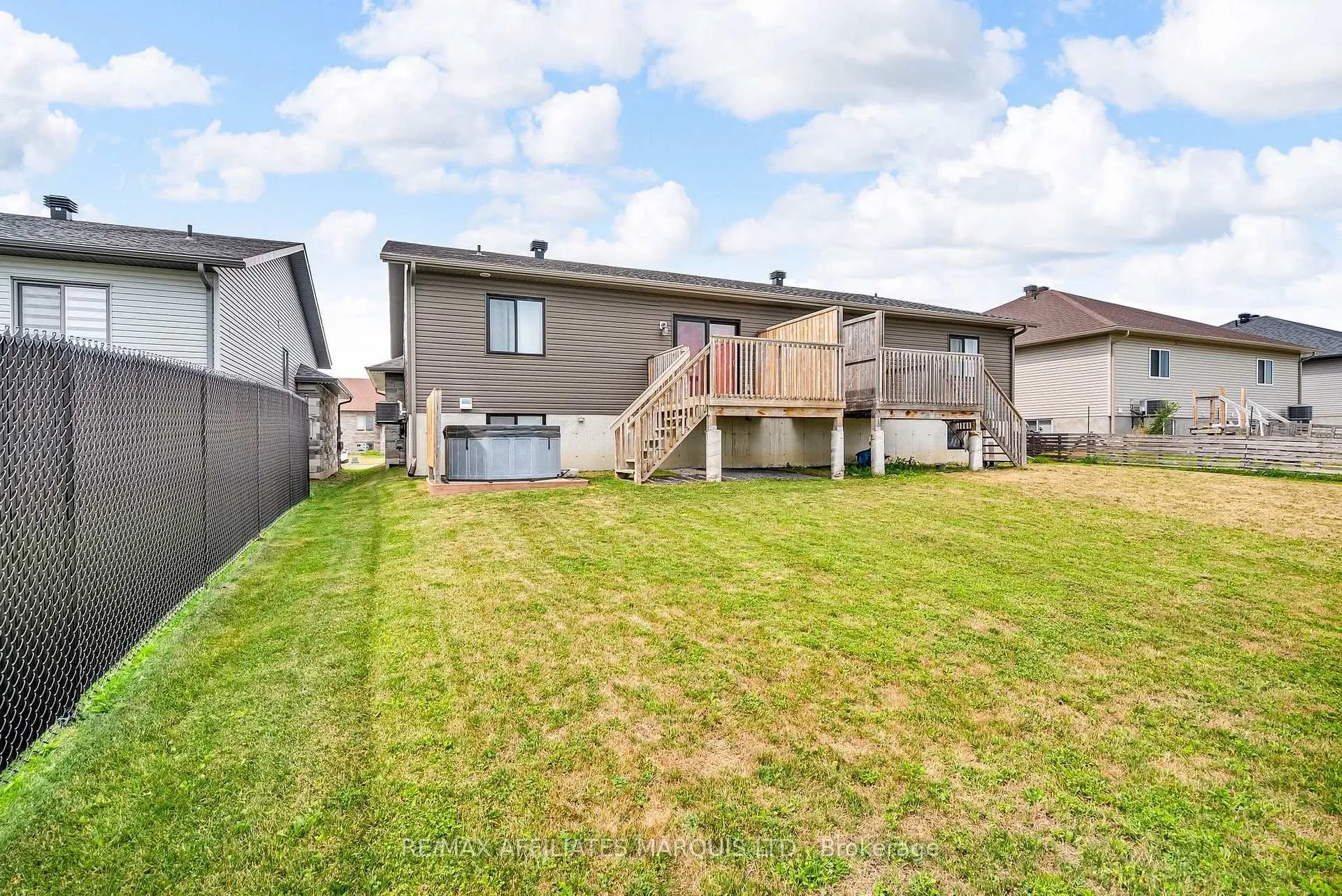 Photo 27 of 246 Bellwood Drive, Cornwall — HOMEH