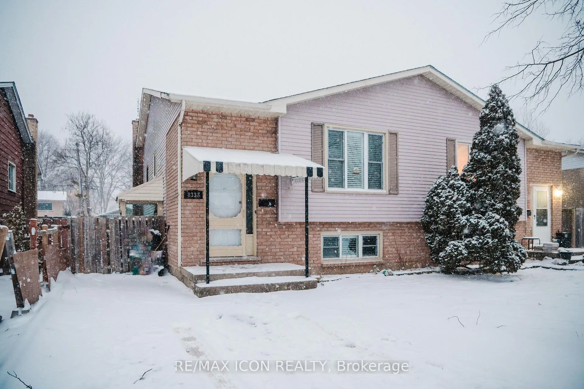 Photo 1 of 8332 Mundare Crescent, Niagara Falls, Chippawa — HOMEH