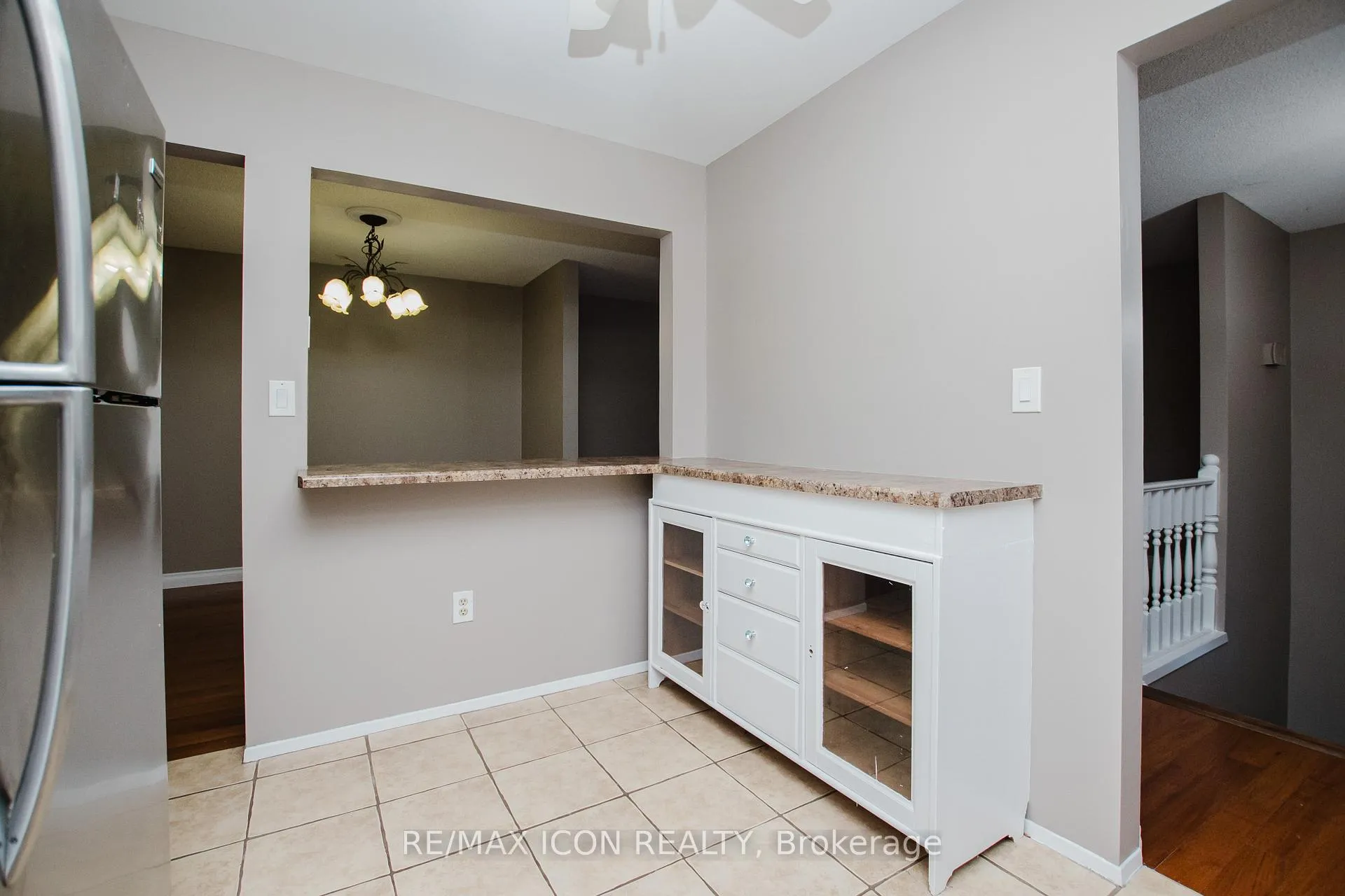 Photo 13 of 8332 Mundare Crescent, Niagara Falls, Chippawa — HOMEH