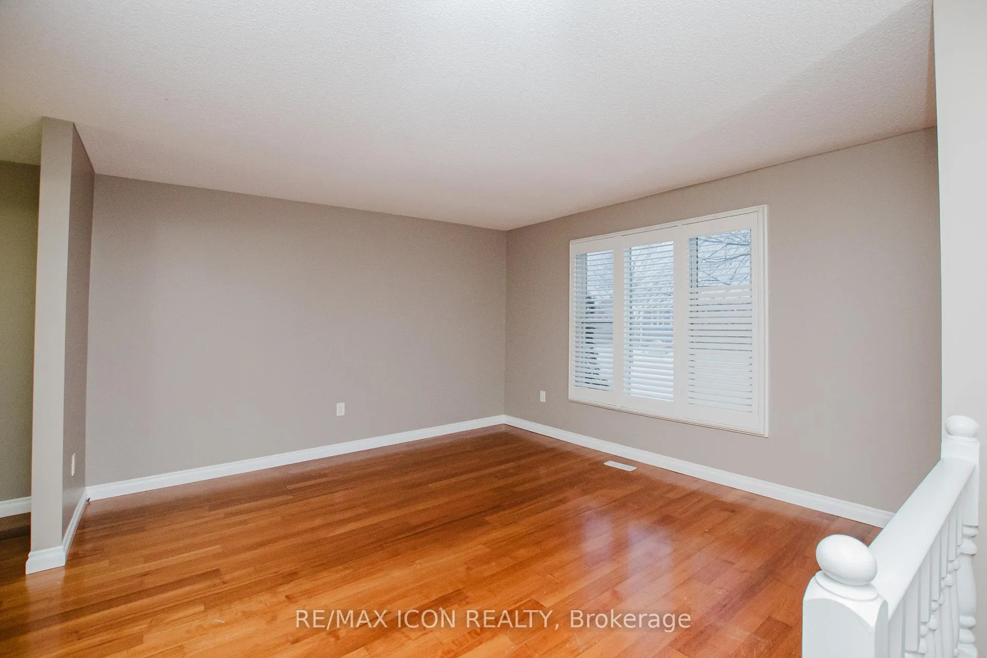 Photo 29 of 8332 Mundare Crescent, Niagara Falls, Chippawa — HOMEH