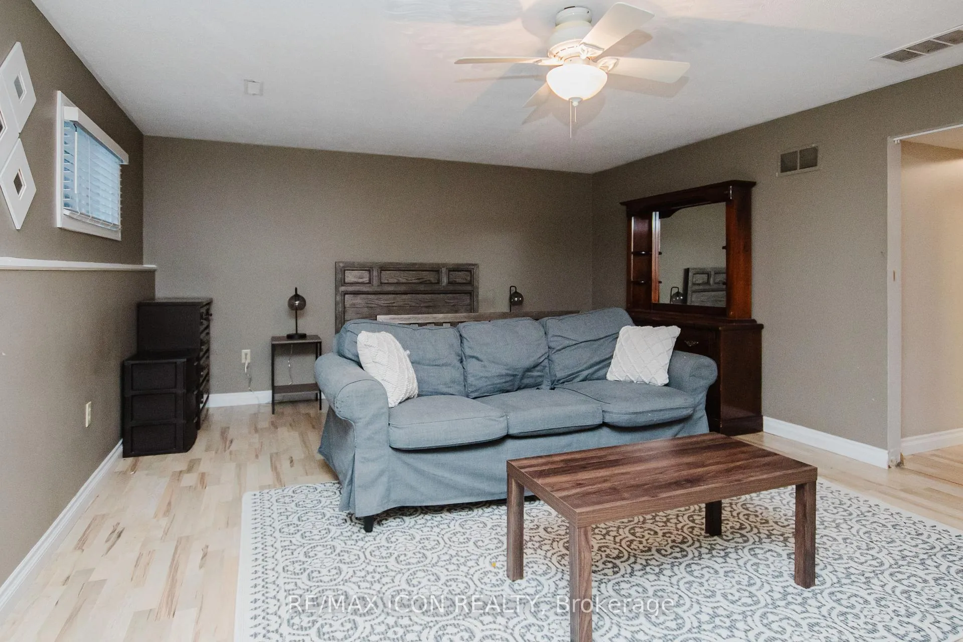 Photo 32 of 8332 Mundare Crescent, Niagara Falls, Chippawa — HOMEH