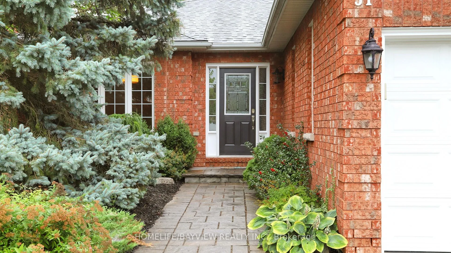 Photo 2 of 51 Emms Drive, Barrie, Holly — HOMEH