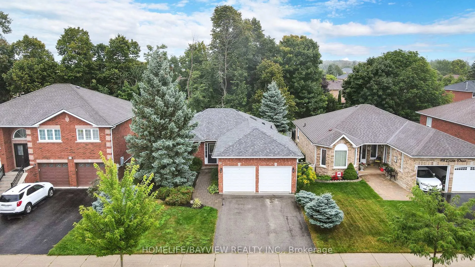 Photo 21 of 51 Emms Drive, Barrie, Holly — HOMEH
