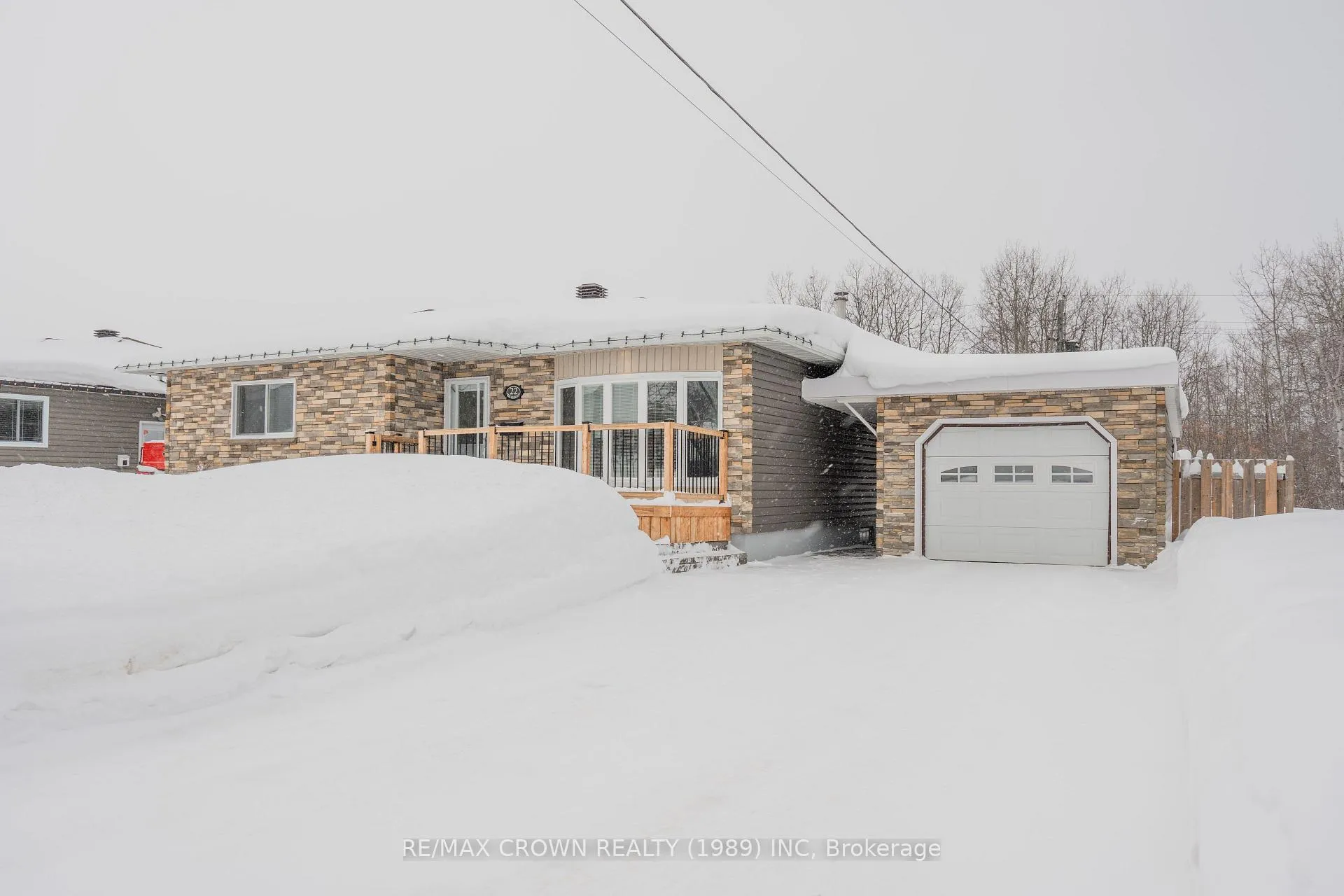 Photo 1 of 22 Pine Crescent, Kapuskasing — HOMEH