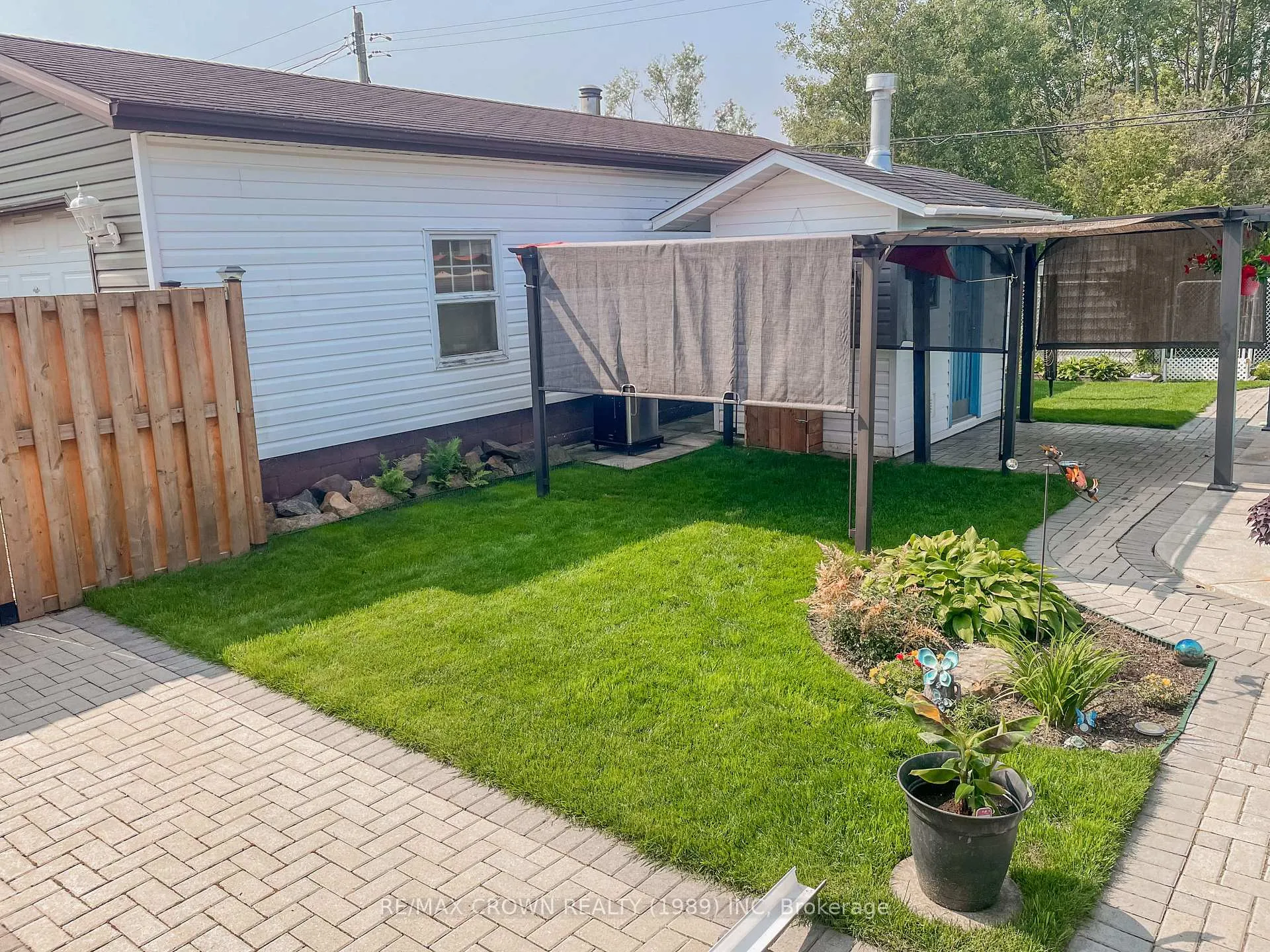 Photo 5 of 22 Pine Crescent, Kapuskasing — HOMEH