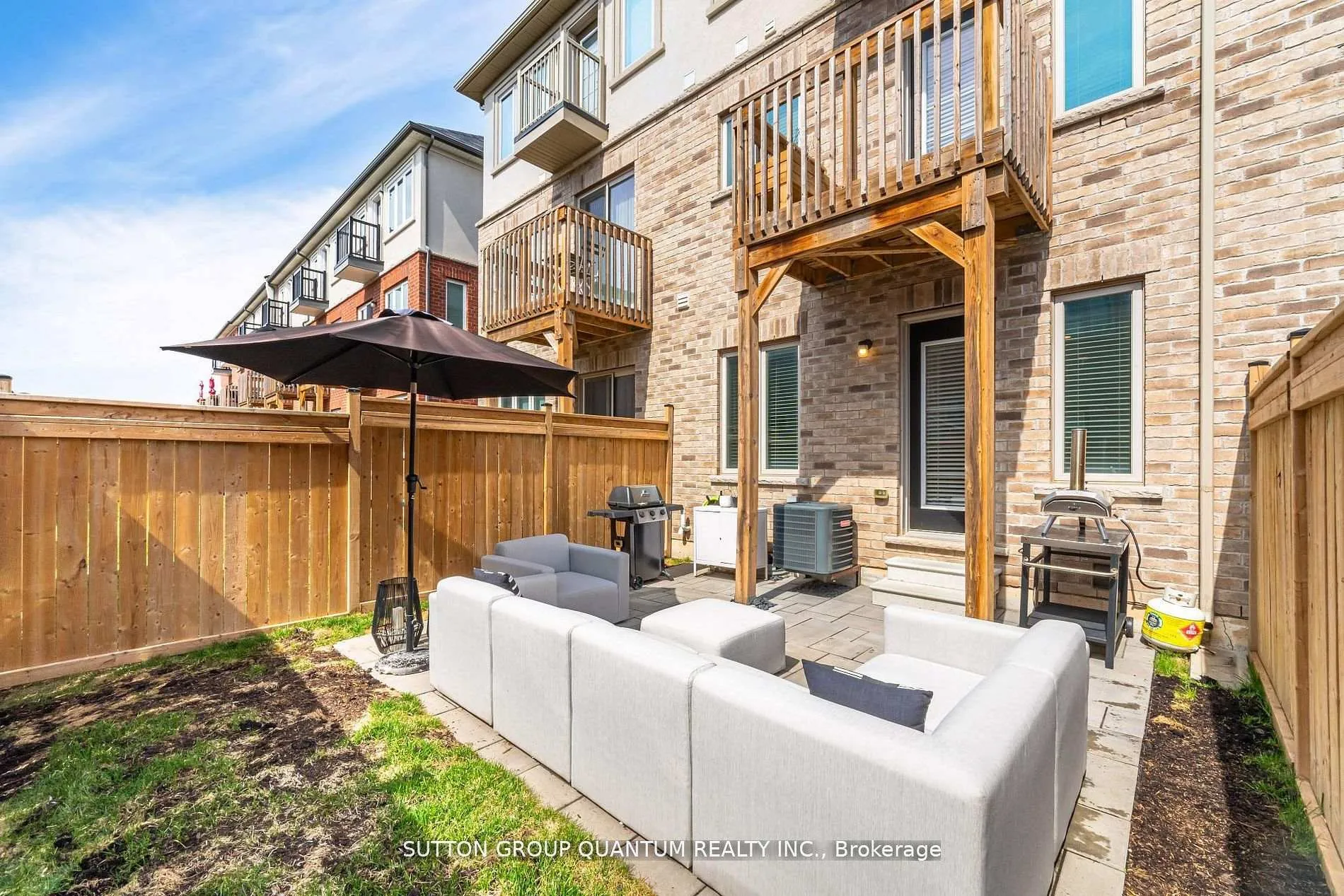 Photo 39 of 110 Borers Creek Circle, Hamilton, Waterdown — HOMEH