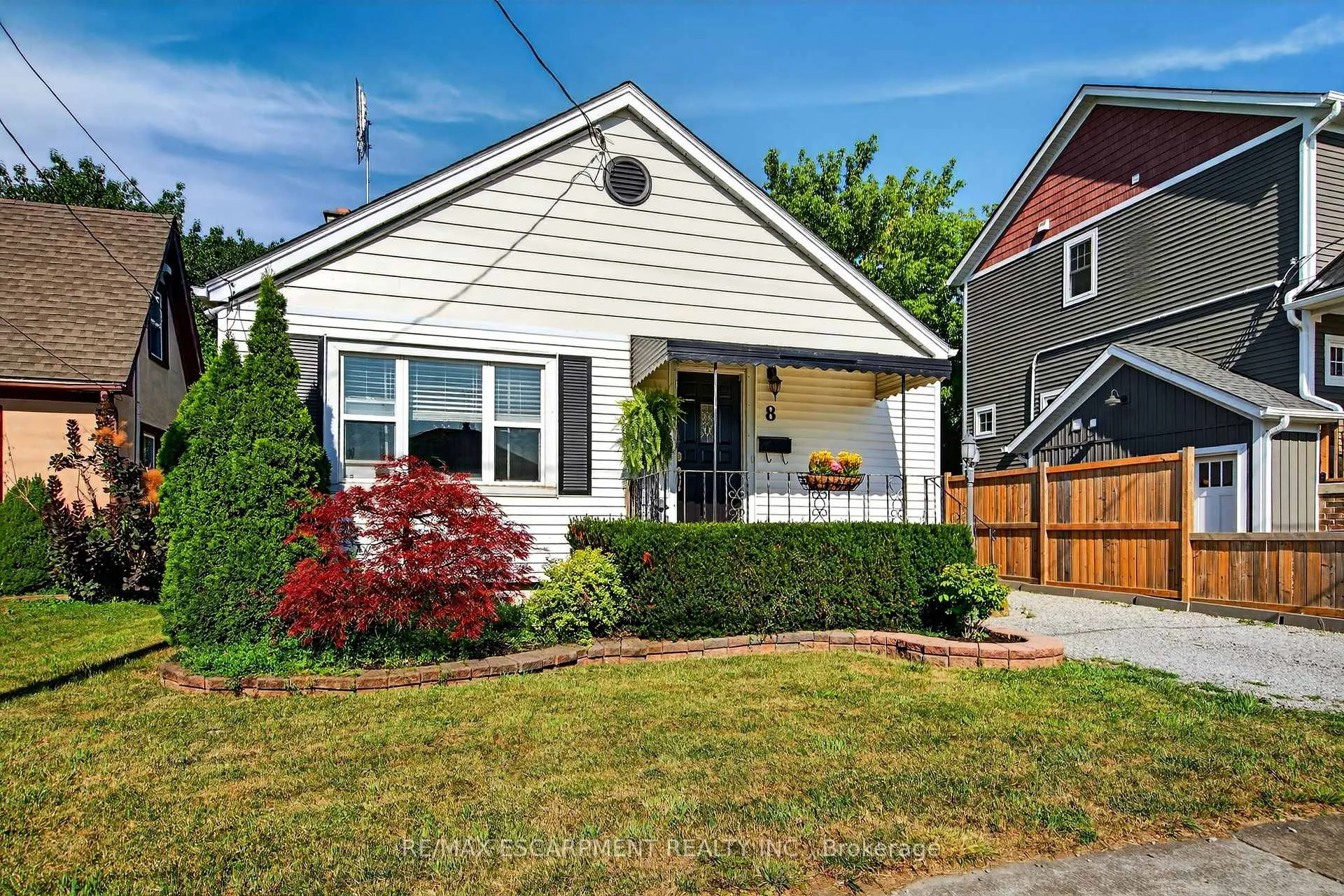 Front of 8 Campbell Avenue