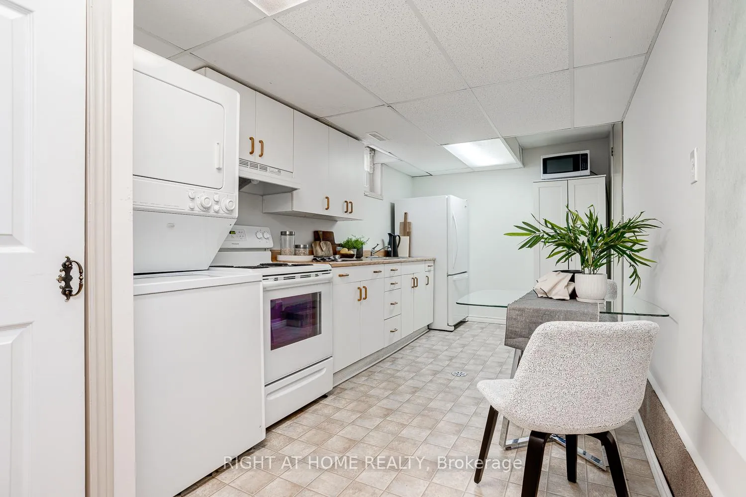 Photo 21 of 6 Ridgeview Drive, Scugog, Port Perry — HOMEH