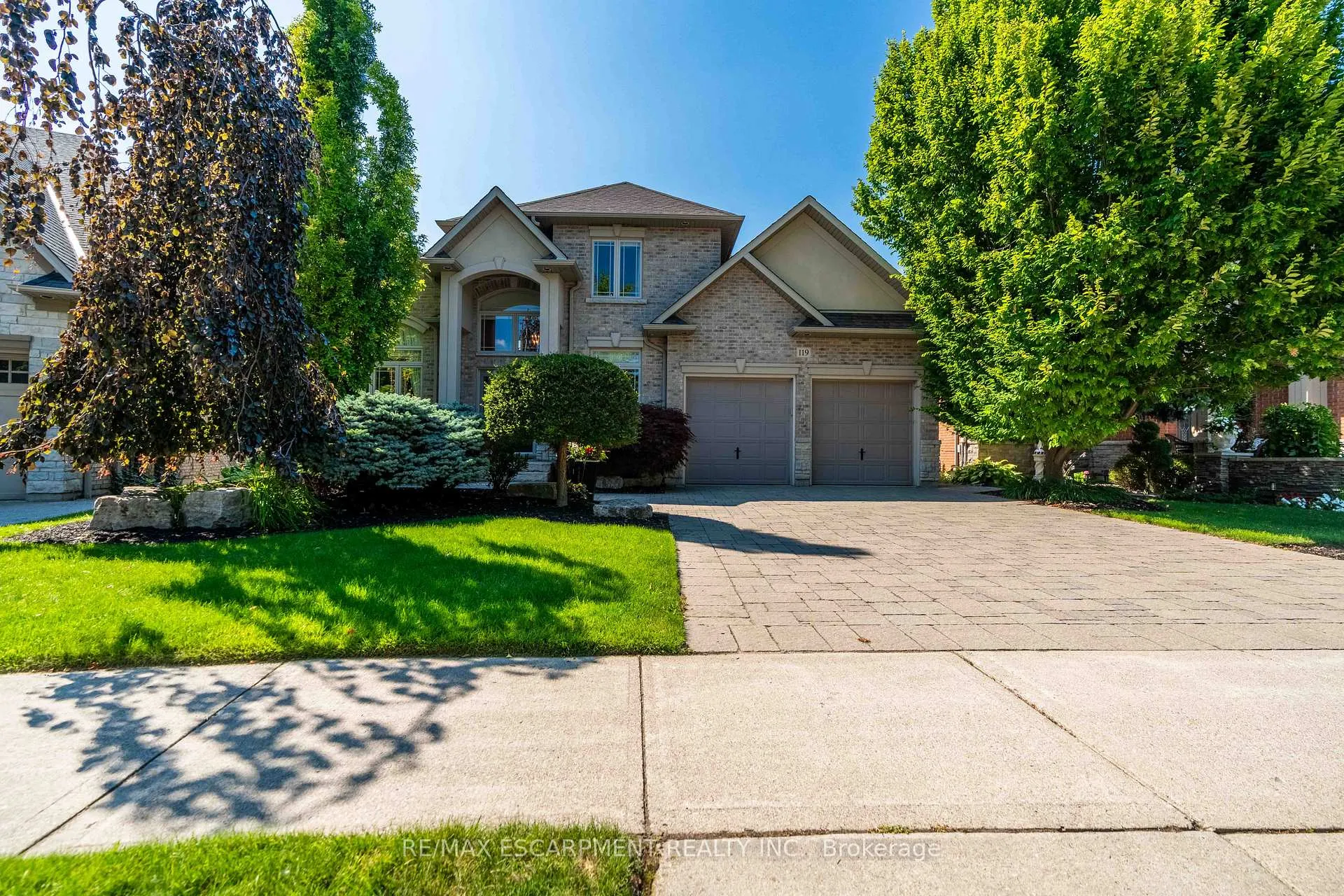 Photo 3 of 119 Tollgate Drive, Hamilton, Ancaster — HOMEH