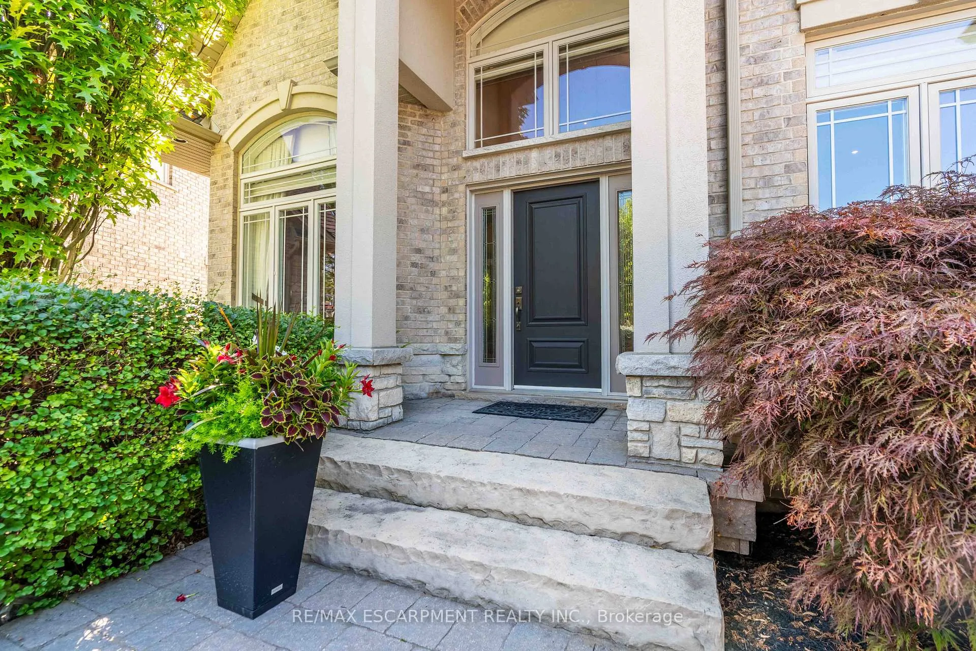 Photo 4 of 119 Tollgate Drive, Hamilton, Ancaster — HOMEH