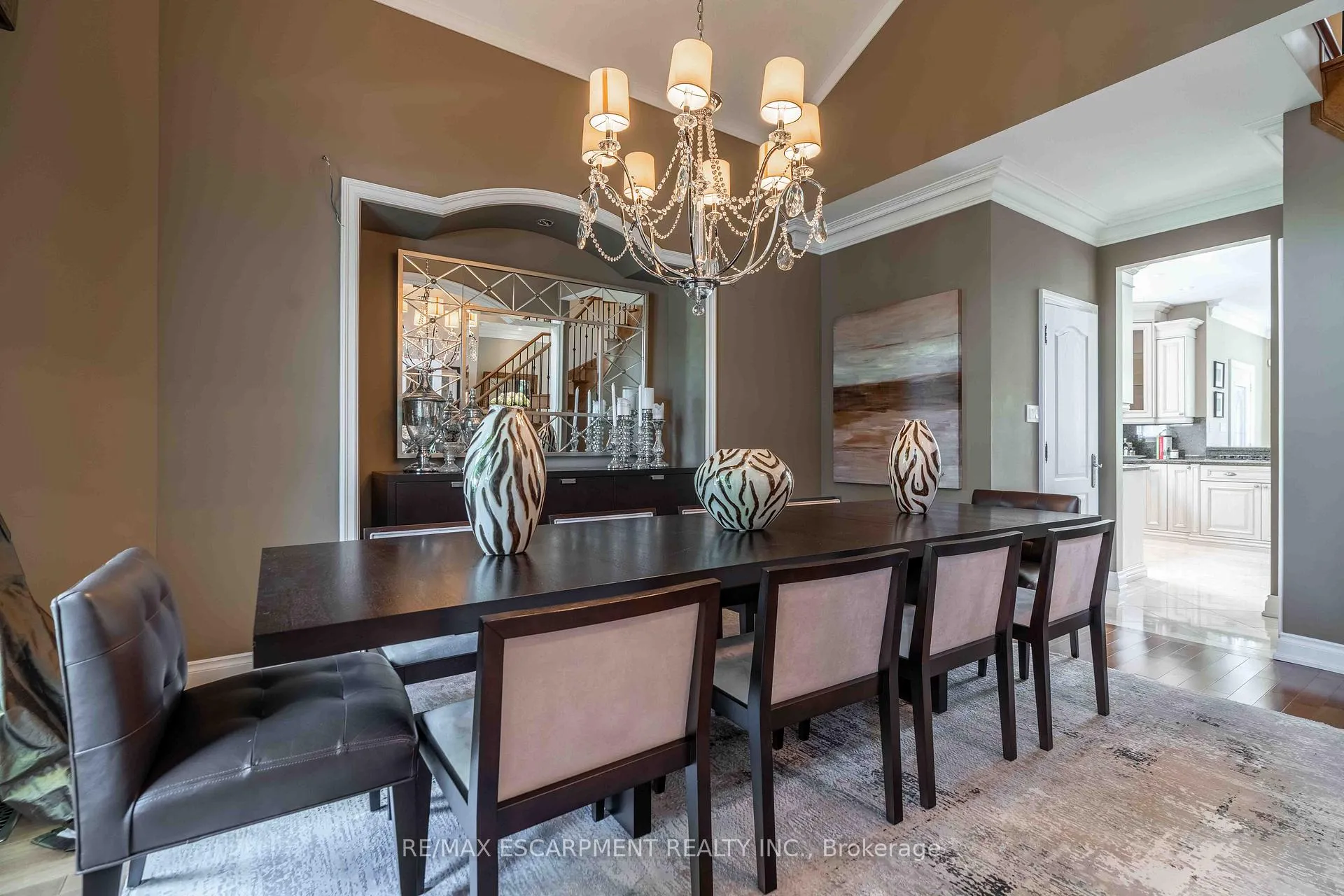 Photo 11 of 119 Tollgate Drive, Hamilton, Ancaster — HOMEH