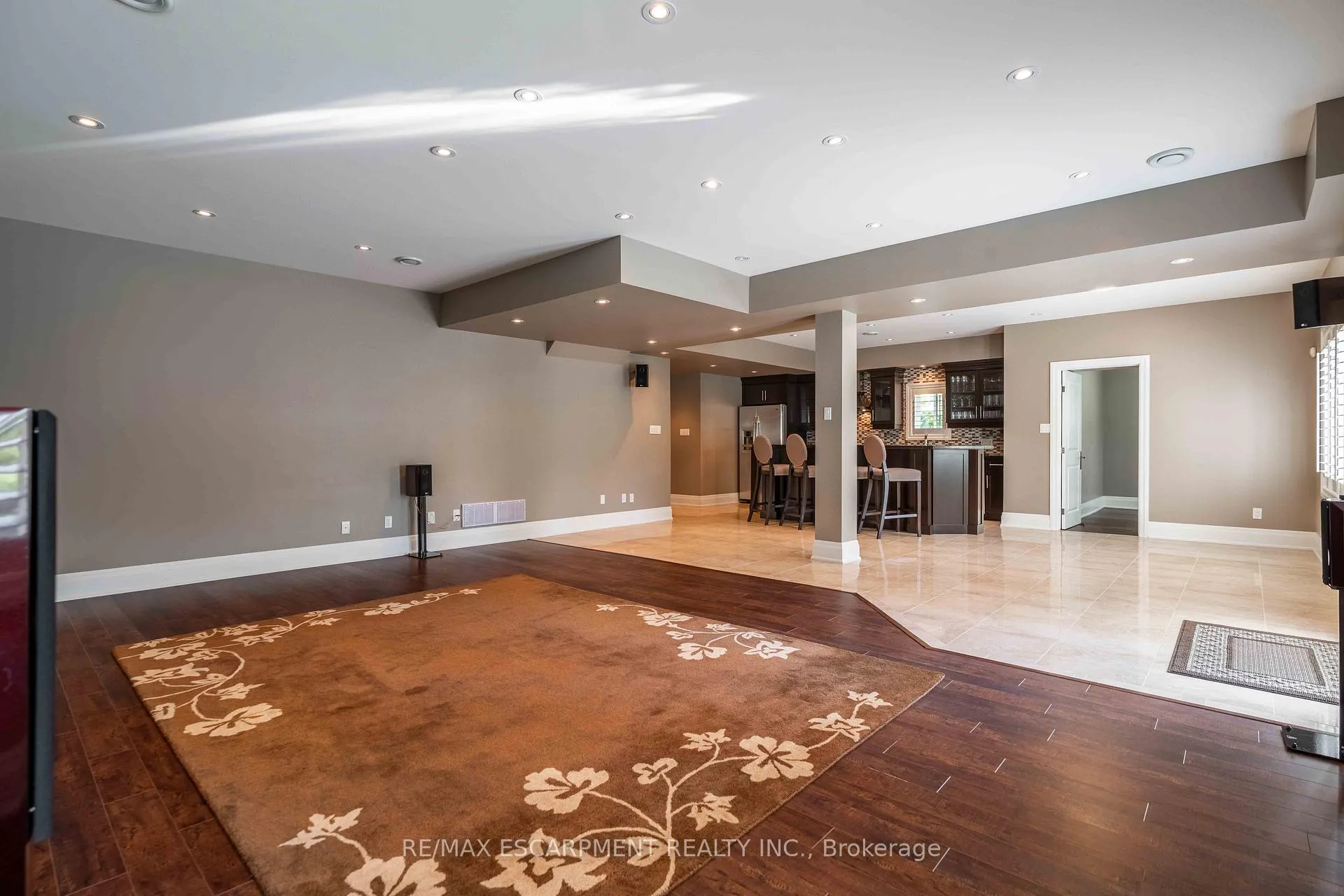 Photo 37 of 119 Tollgate Drive, Hamilton, Ancaster — HOMEH