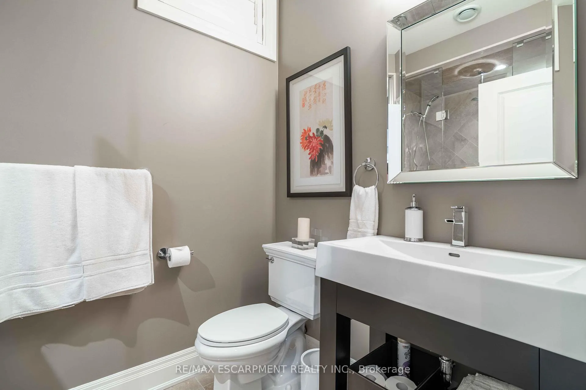 Photo 41 of 119 Tollgate Drive, Hamilton, Ancaster — HOMEH