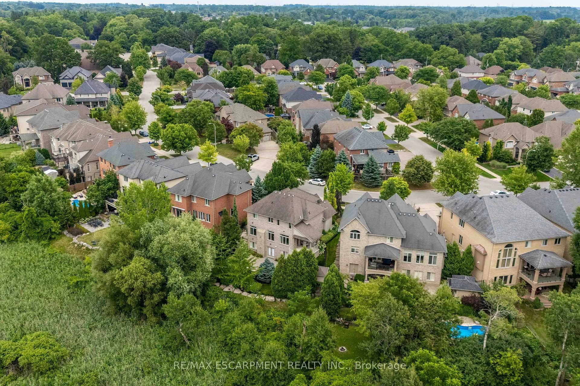 Photo 49 of 119 Tollgate Drive, Hamilton, Ancaster — HOMEH
