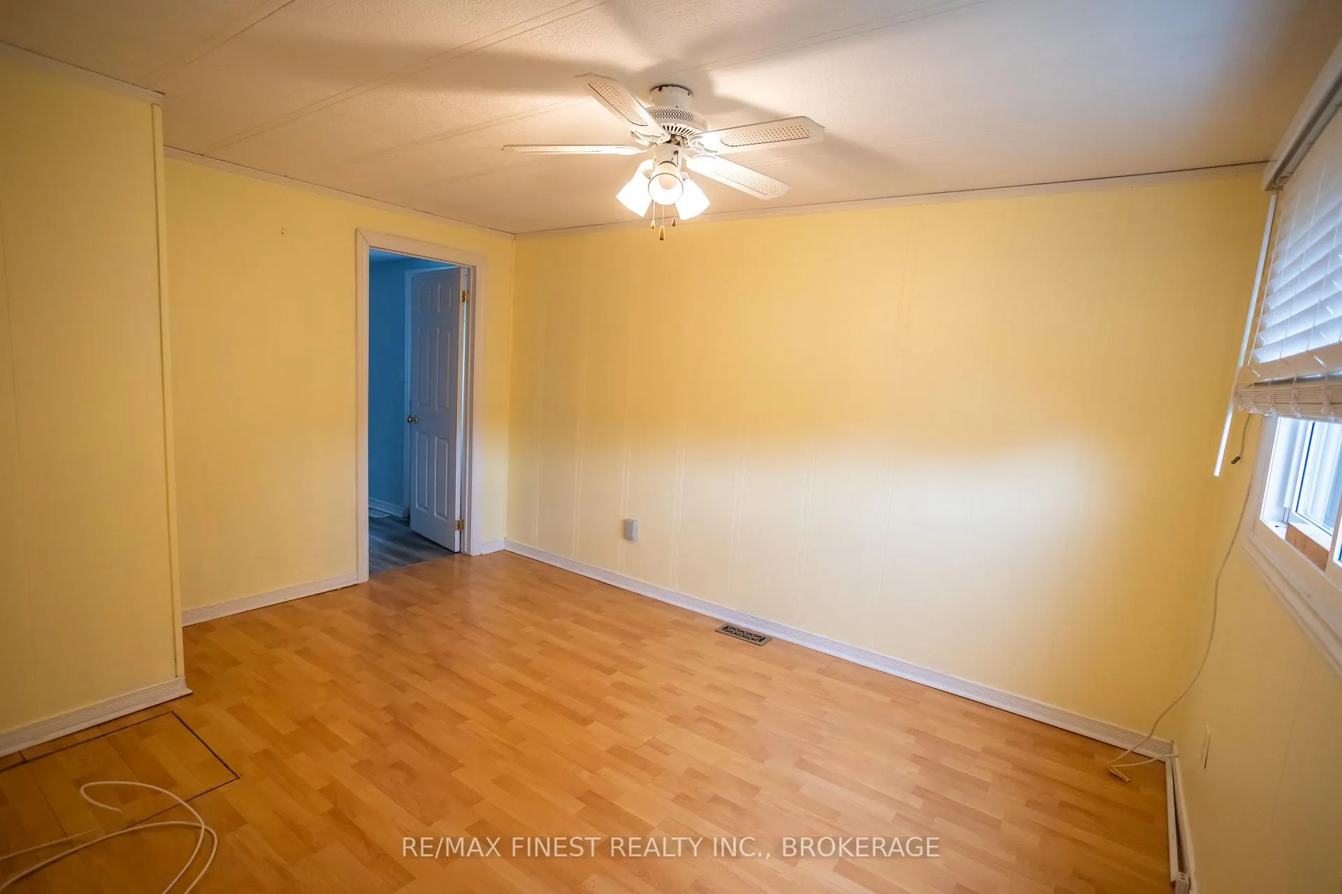 Photo 11 of 8 Abbey Glen Drive, Kingston, Rideau — HOMEH
