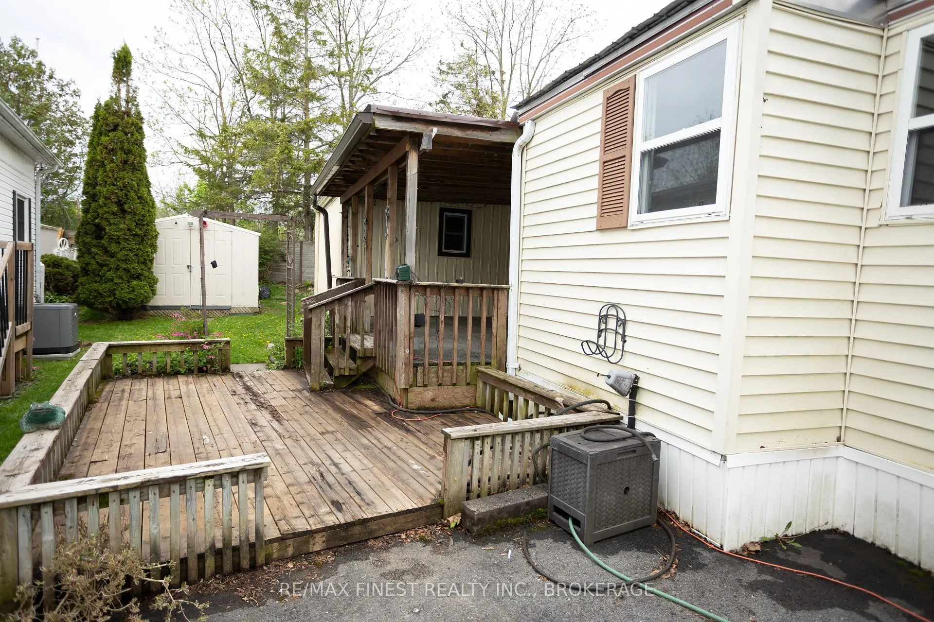 Photo 19 of 8 Abbey Glen Drive, Kingston, Rideau — HOMEH