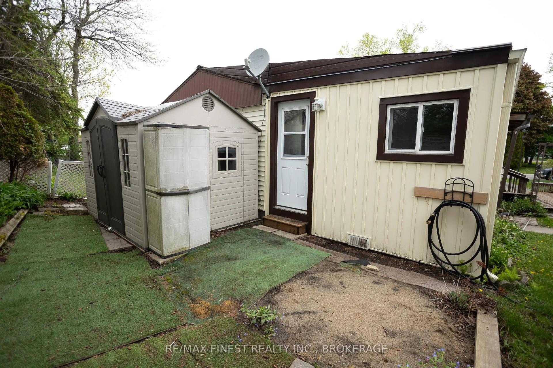 Photo 20 of 8 Abbey Glen Drive, Kingston, Rideau — HOMEH