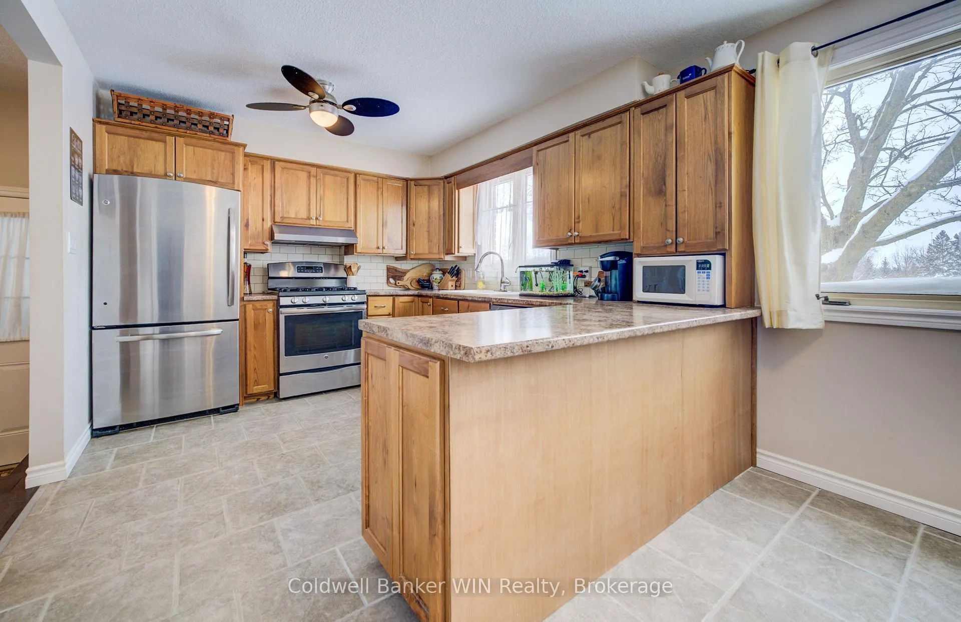Photo 9 of 29 John Street W, Minto — HOMEH