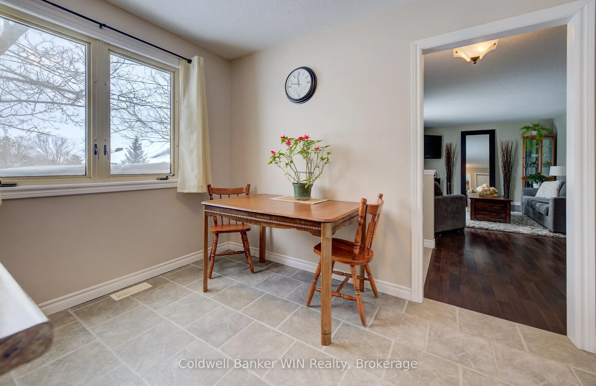 Photo 13 of 29 John Street W, Minto — HOMEH