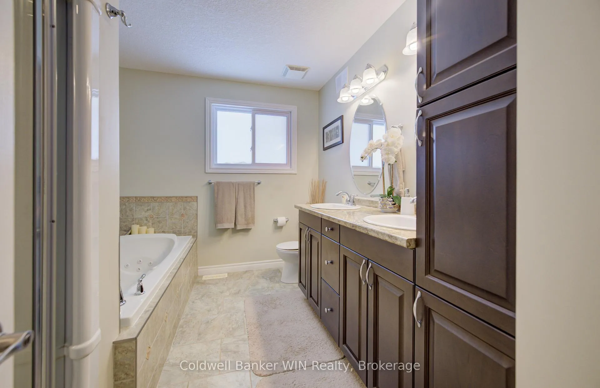 Photo 20 of 29 John Street W, Minto — HOMEH