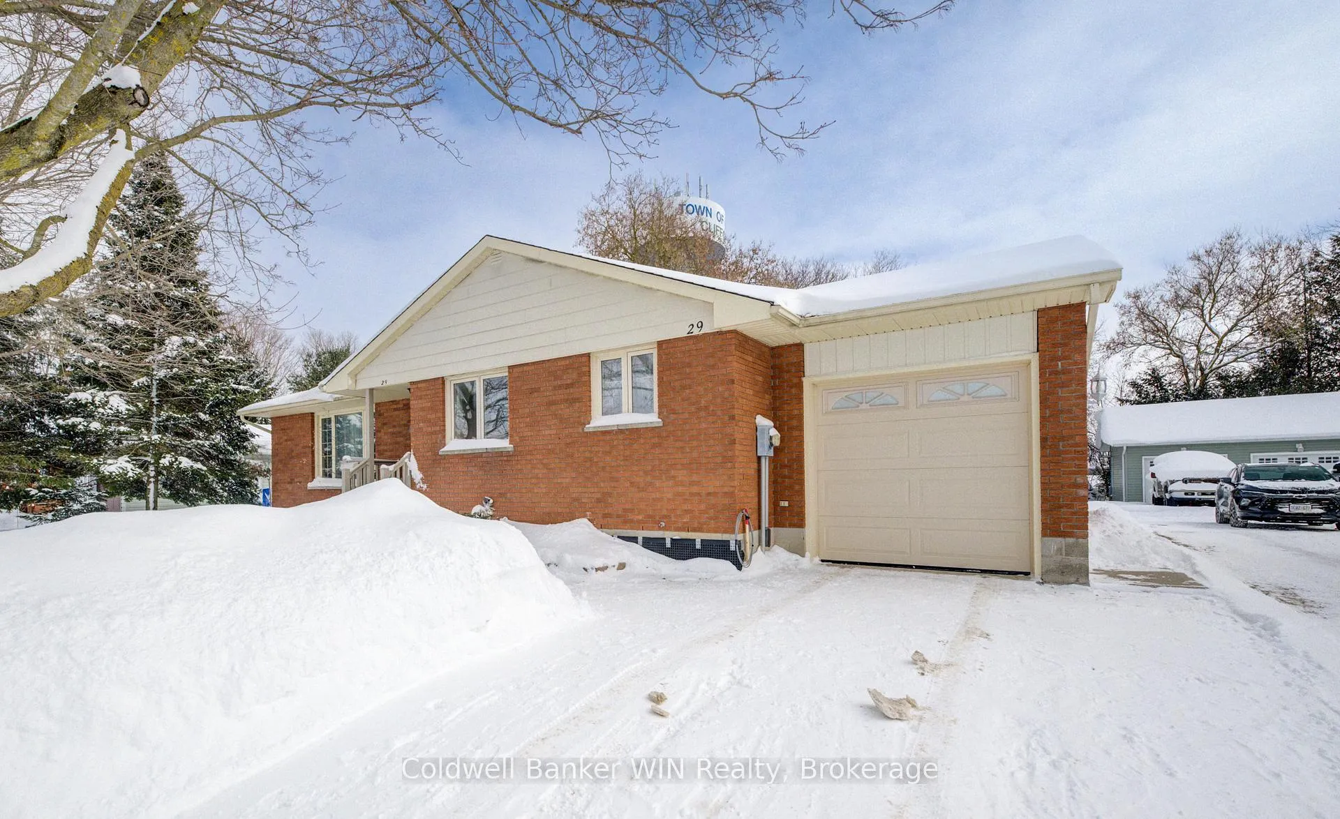 Photo 31 of 29 John Street W, Minto — HOMEH