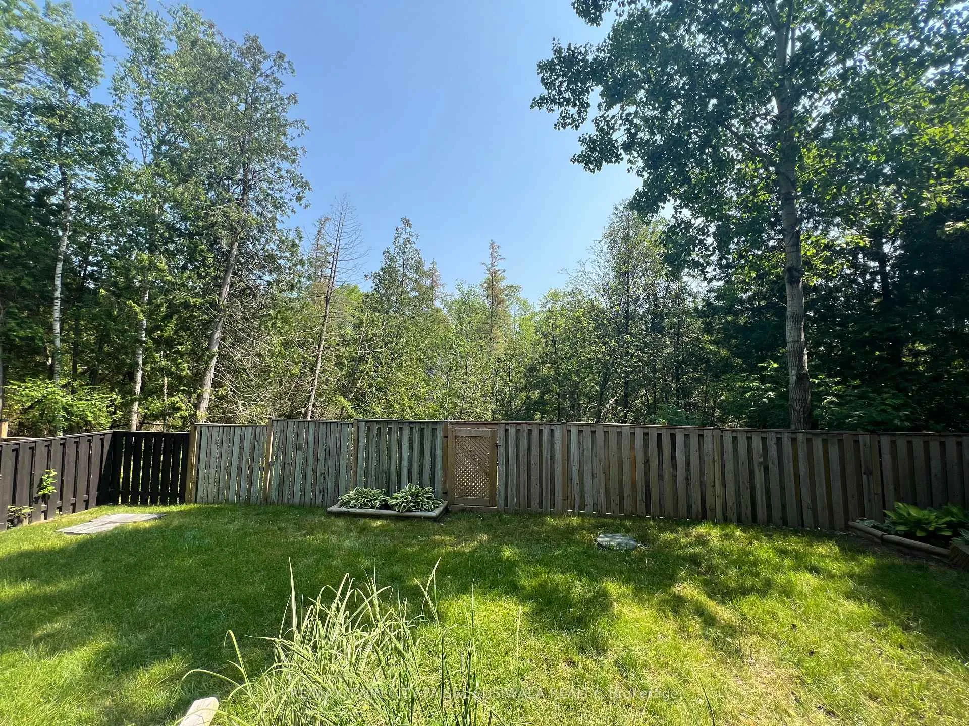 Photo 4 of Unit 36, 1085 10th Concession Road W, Hamilton, Rural Flamborough — HOMEH