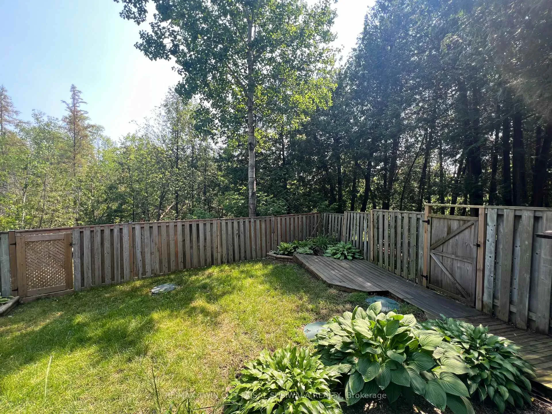 Photo 6 of Unit 36, 1085 10th Concession Road W, Hamilton, Rural Flamborough — HOMEH