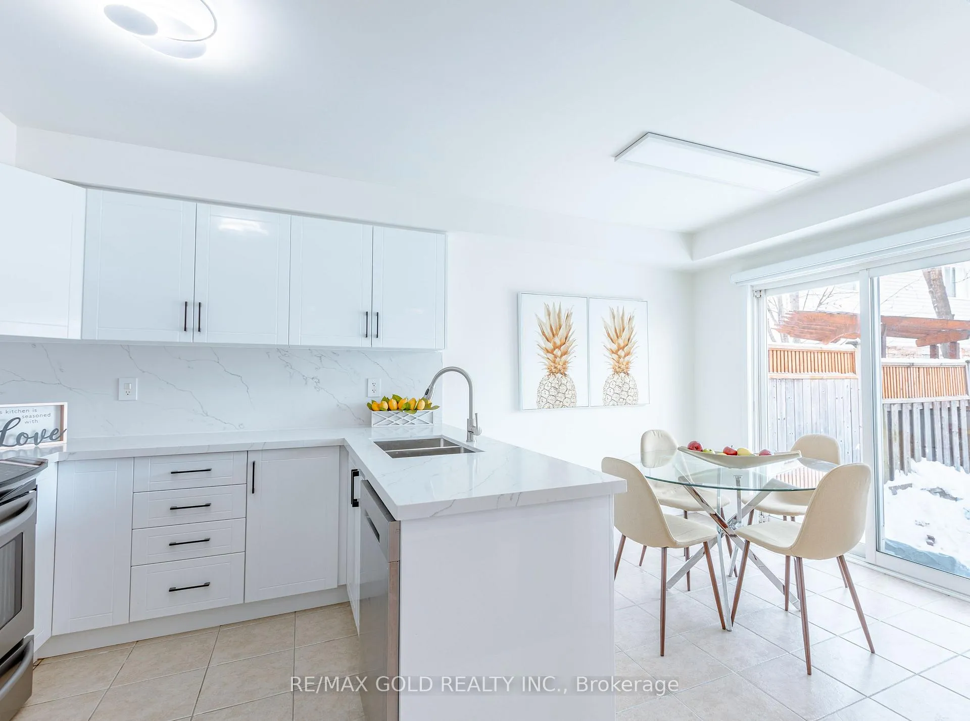 Photo 16 of 48 Keats Terrace, Brampton, Fletcher's Meadow — HOMEH
