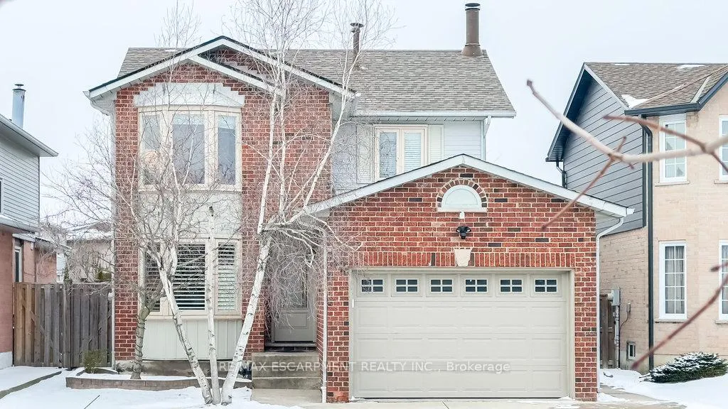Photo 1 of 22 Beachgrove Crescent, Hamilton, Stoney Creek — HOMEH