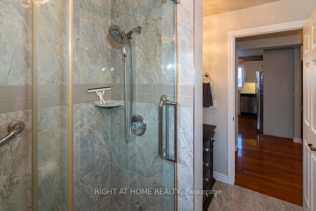 Photo 11 of 156 Gracehill Crescent, Hamilton, Rural Flamborough — HOMEH