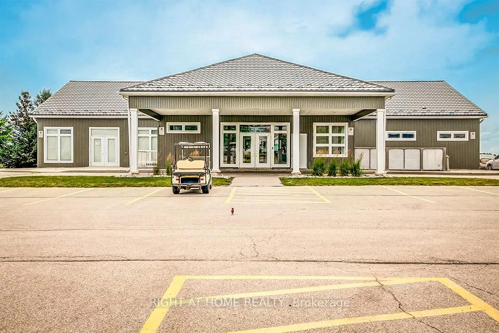 Photo 31 of 156 Gracehill Crescent, Hamilton, Rural Flamborough — HOMEH