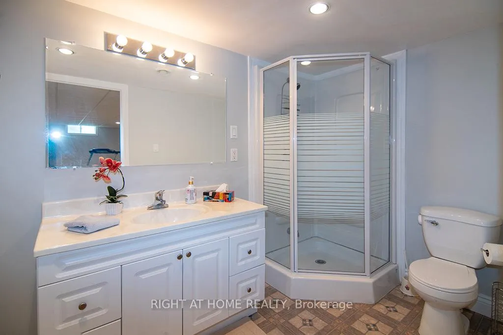 Photo 27 of 156 Gracehill Crescent, Hamilton, Rural Flamborough — HOMEH